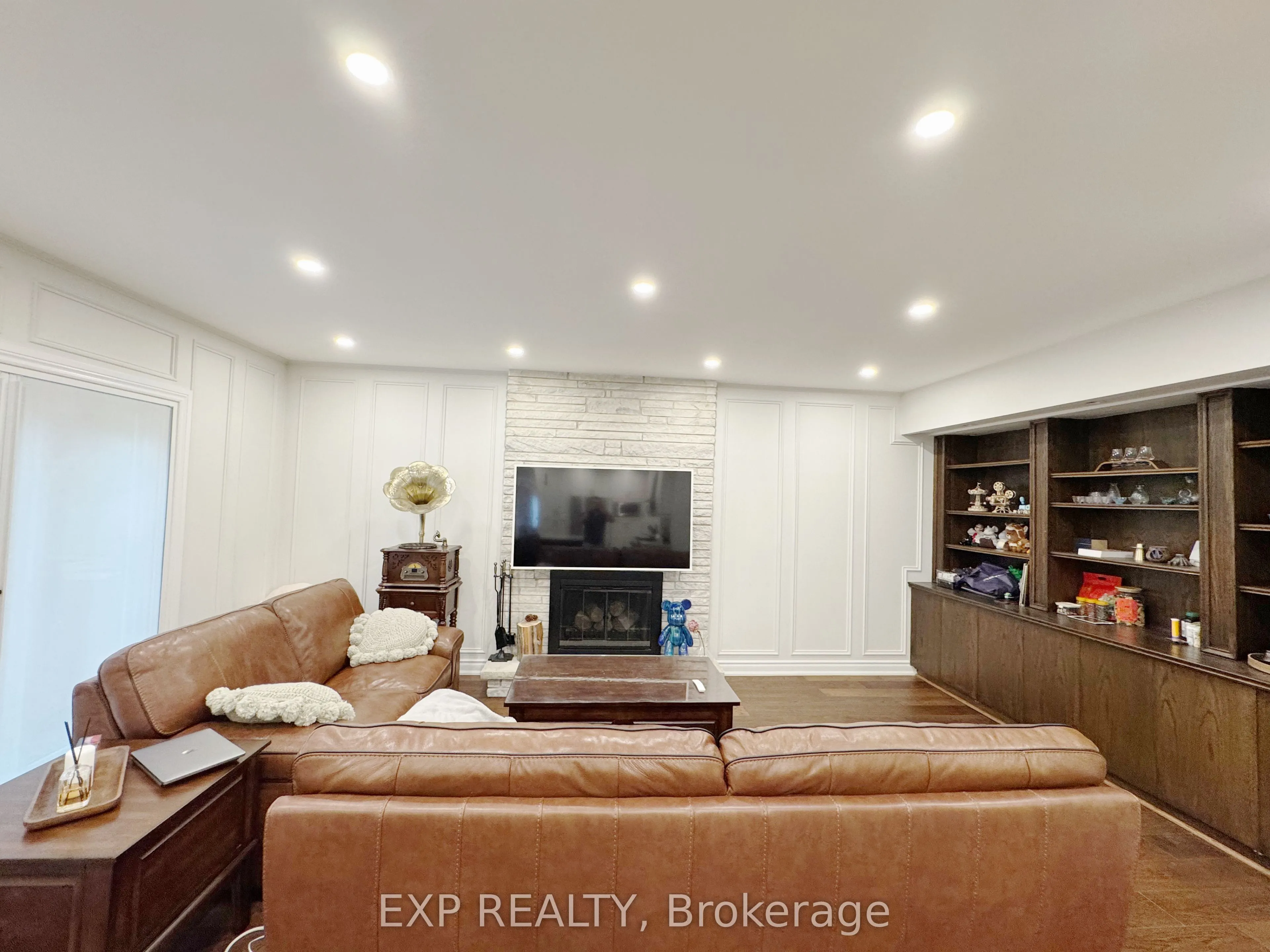 98 Clarinda Drive