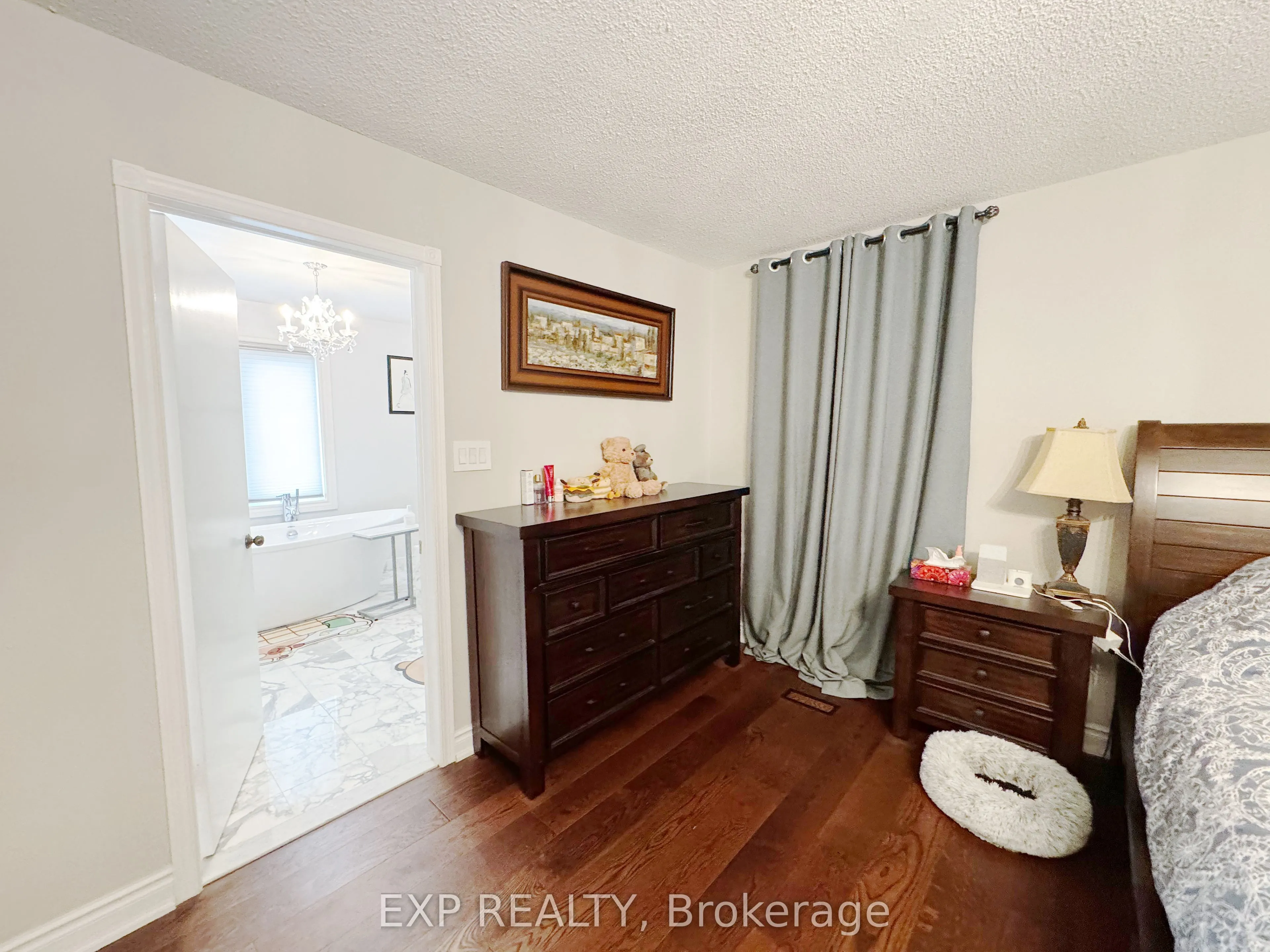 98 Clarinda Drive