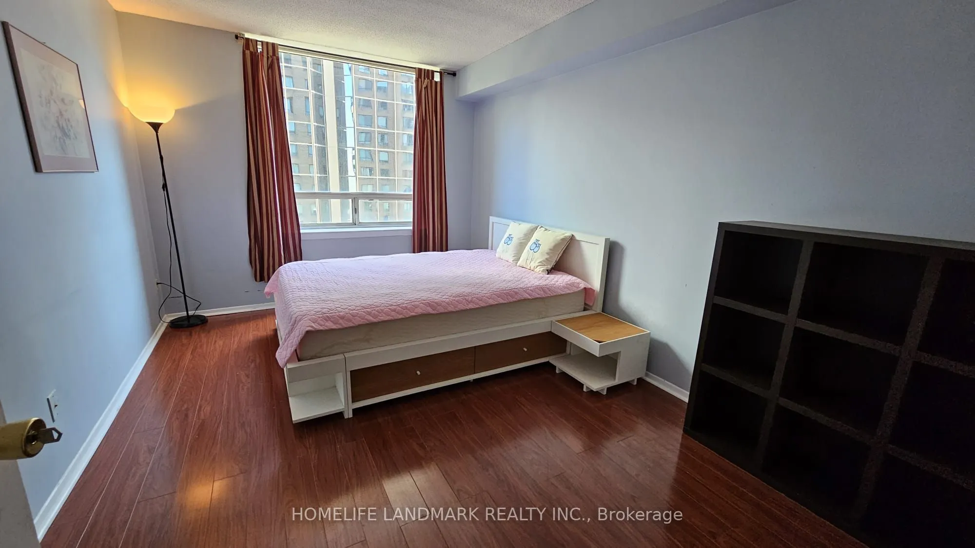 633 Bay Street, #1110