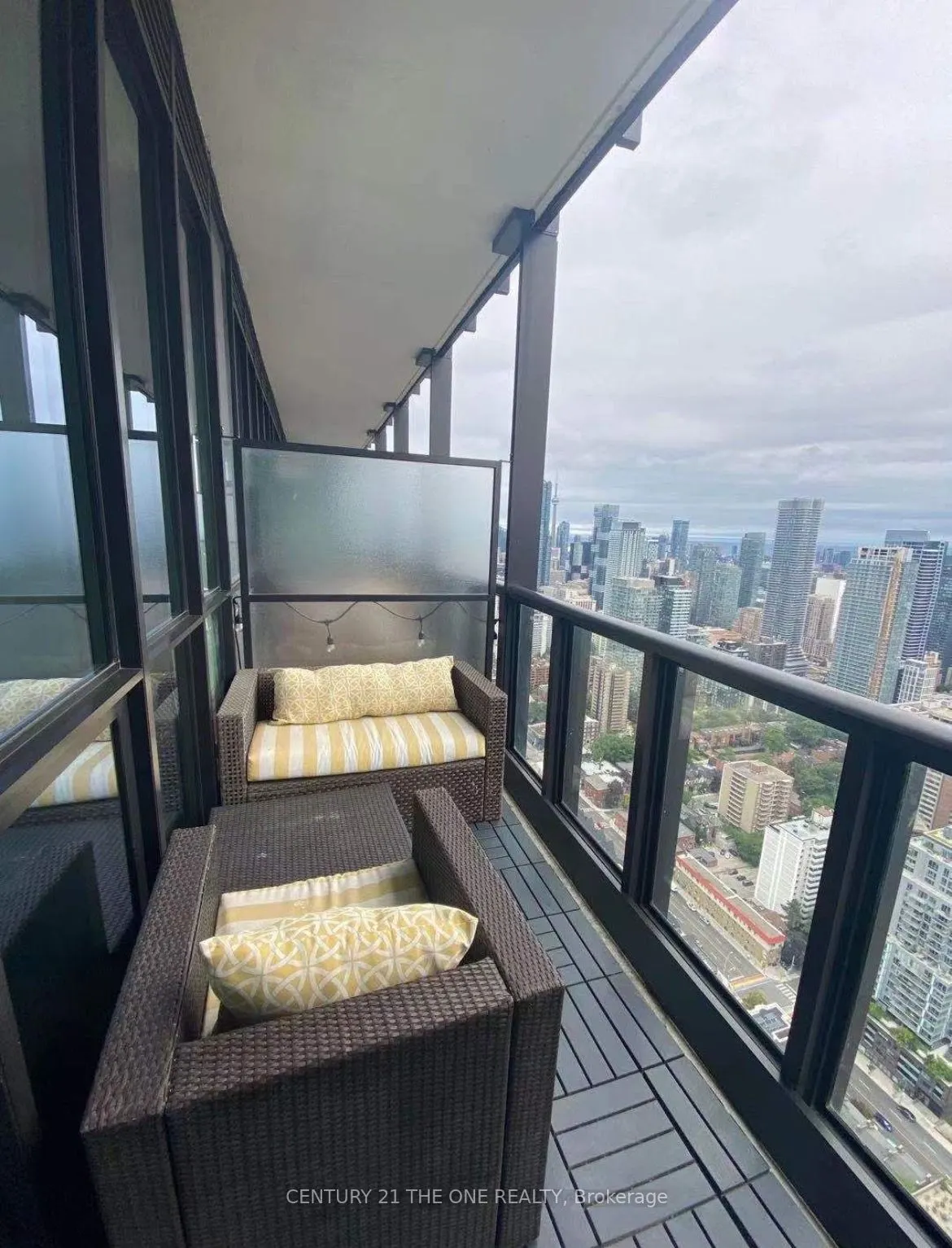 101 Charles Street E, #4806