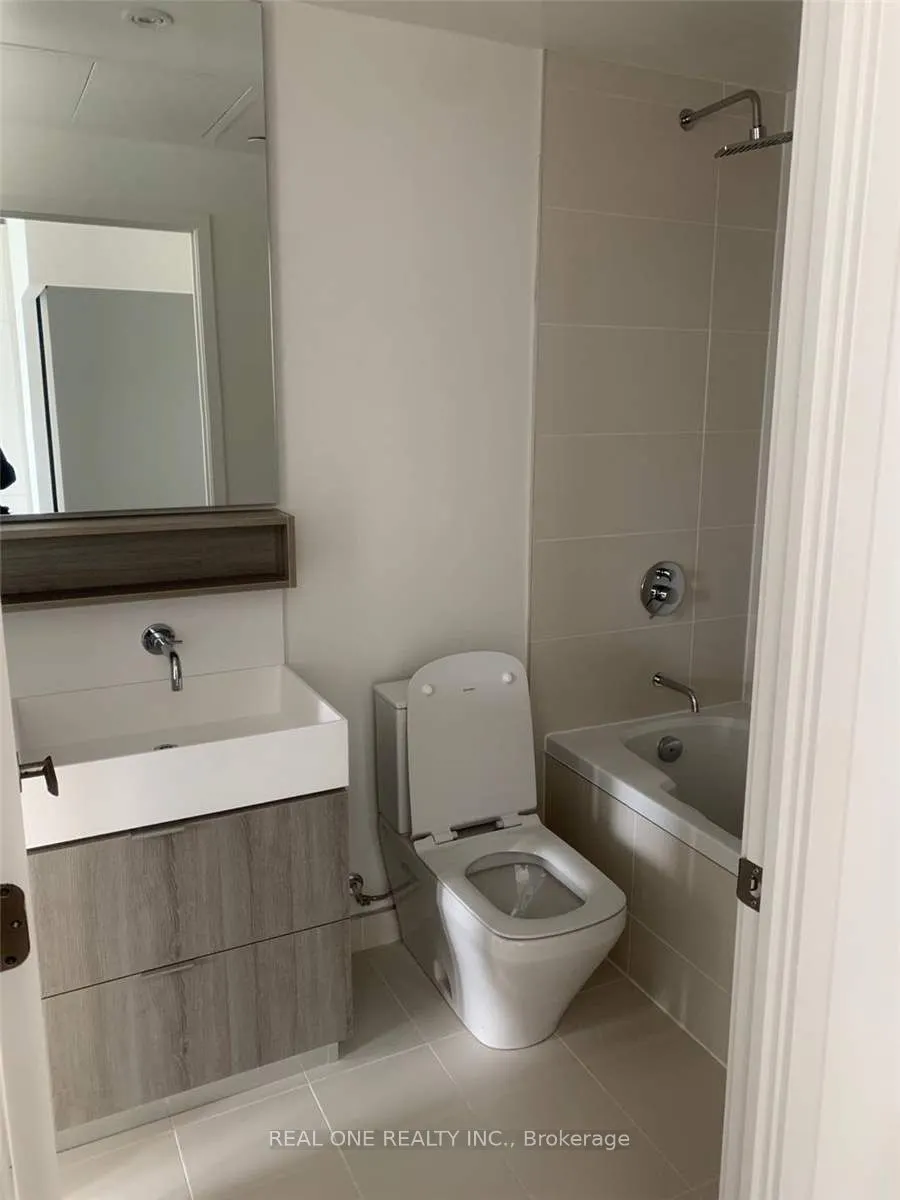 8 Hillsdale Avenue E, #1229
