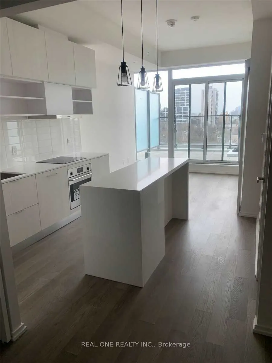 8 Hillsdale Avenue E, #1229