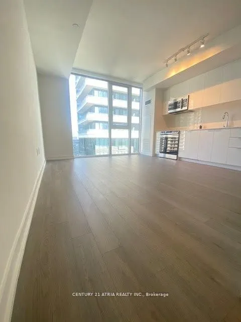 357 King Street W, #3407