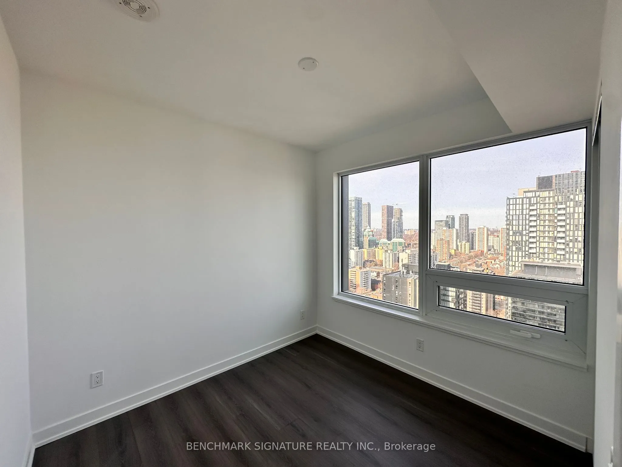 8 Wellesley Street W, #3312