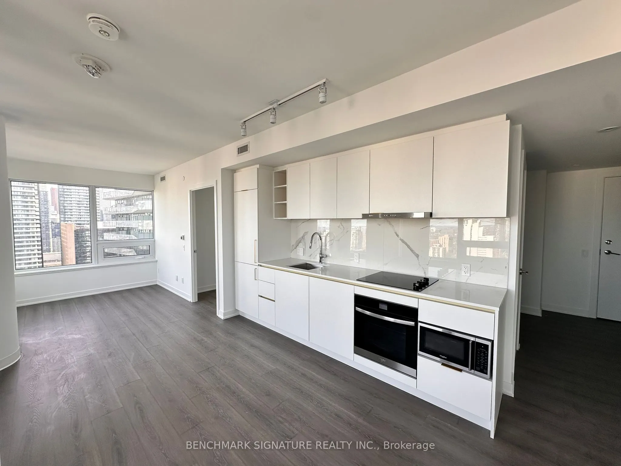 8 Wellesley Street W, #3312