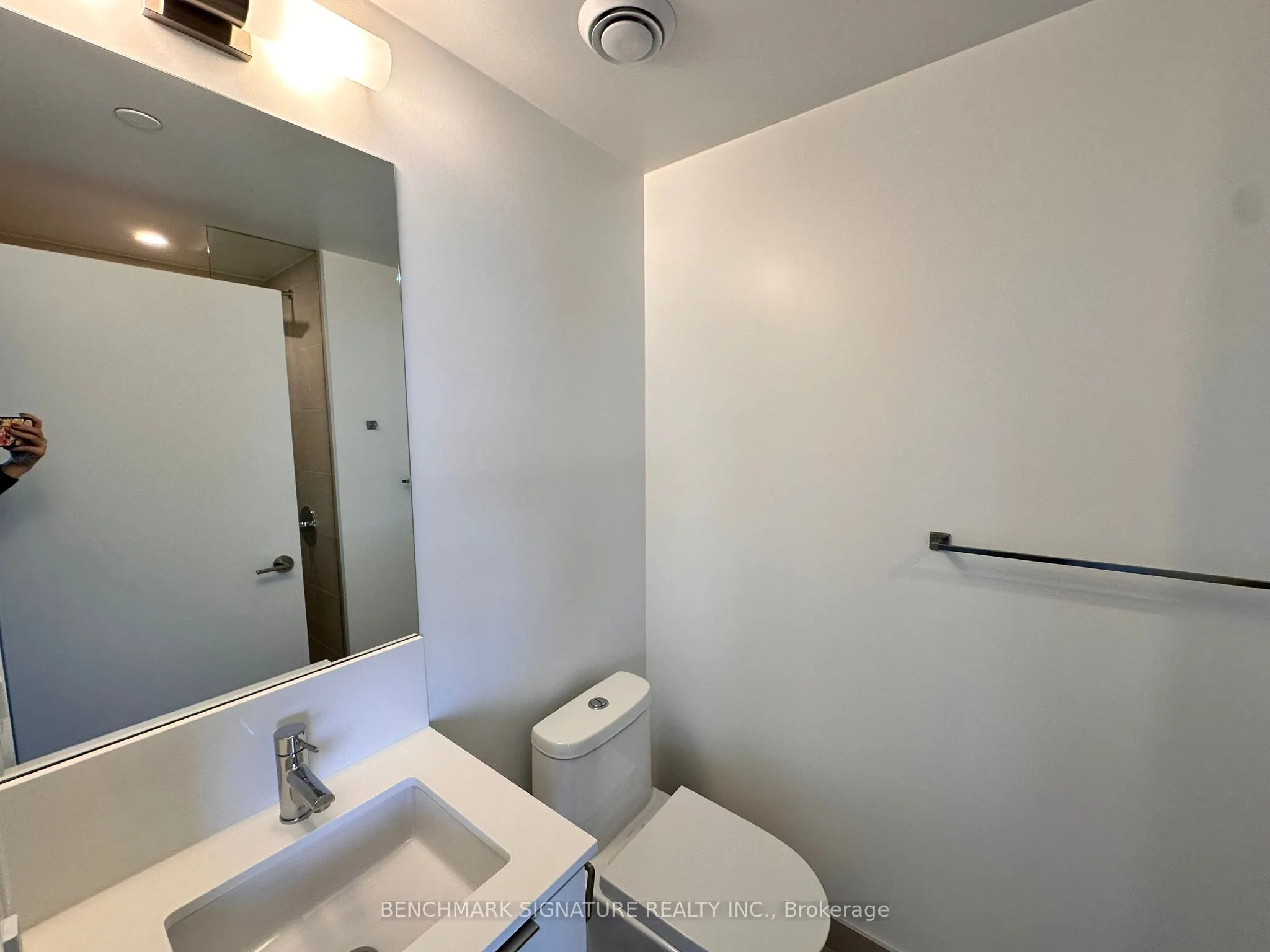 8 Wellesley Street W, #3312