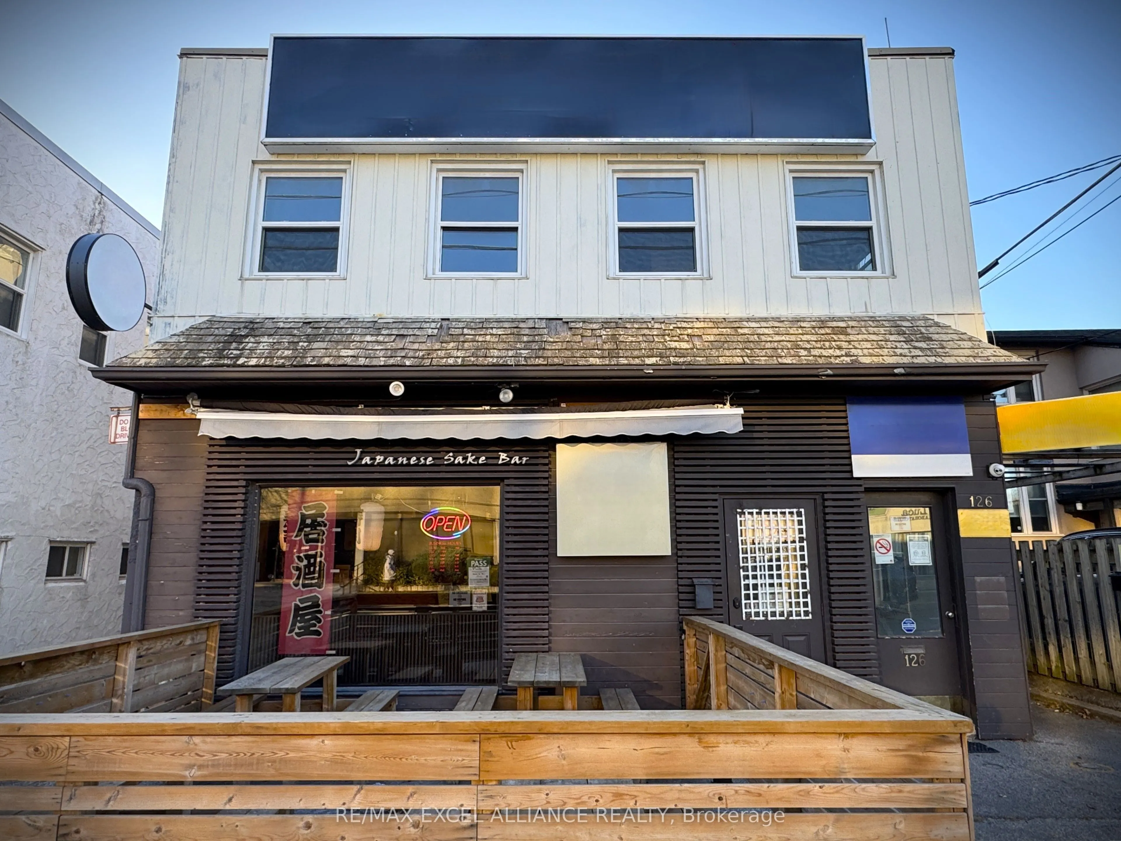 126 Willowdale Avenue