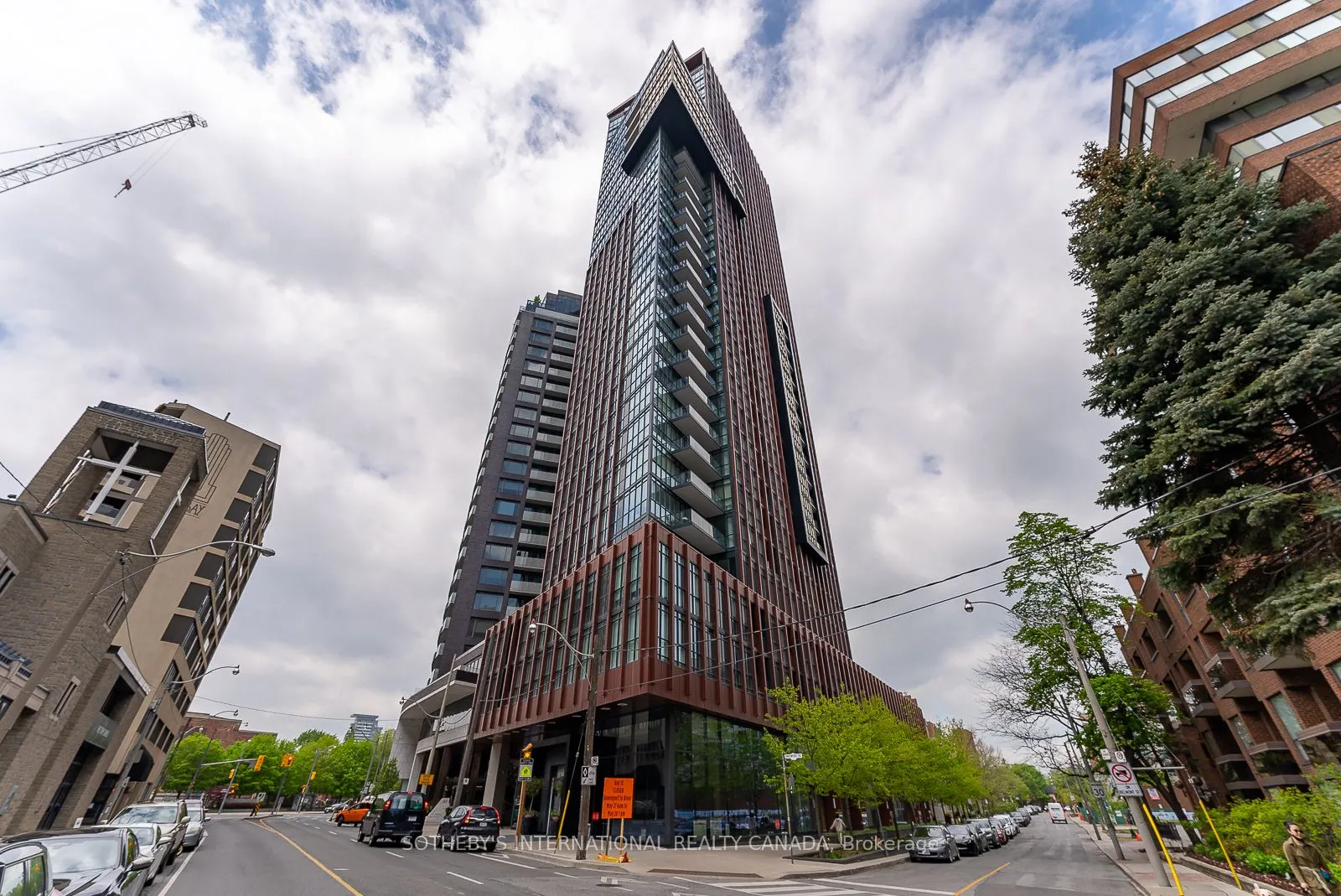 32 Davenport Road, #315