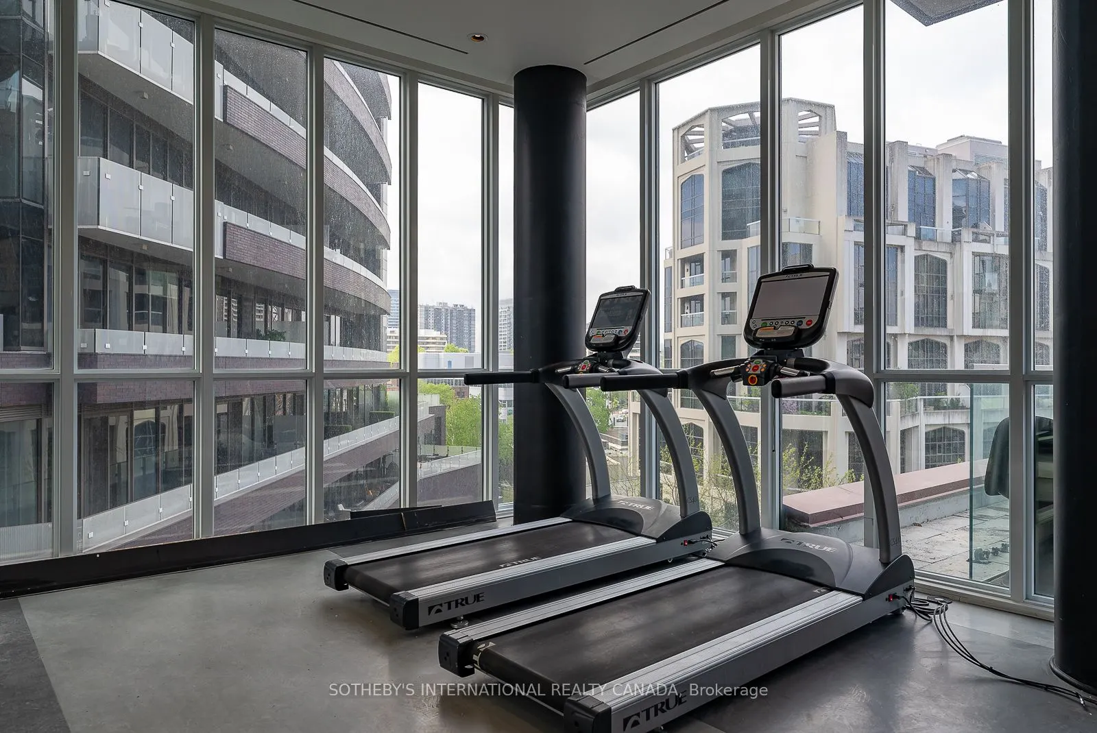 32 Davenport Road, #315