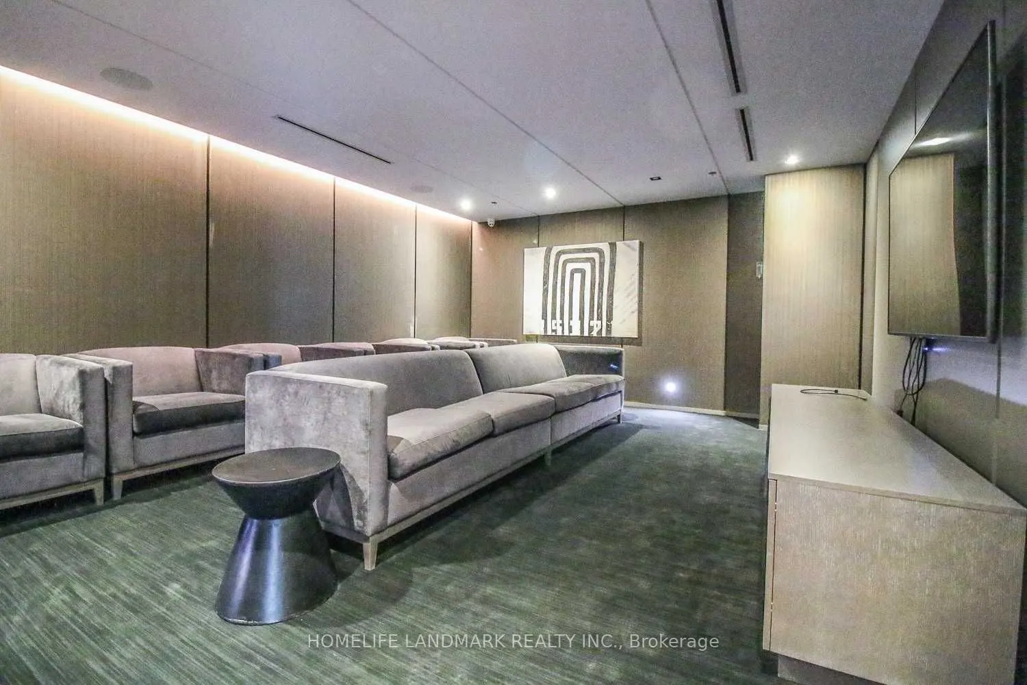 89 Mcgill Street, #1111