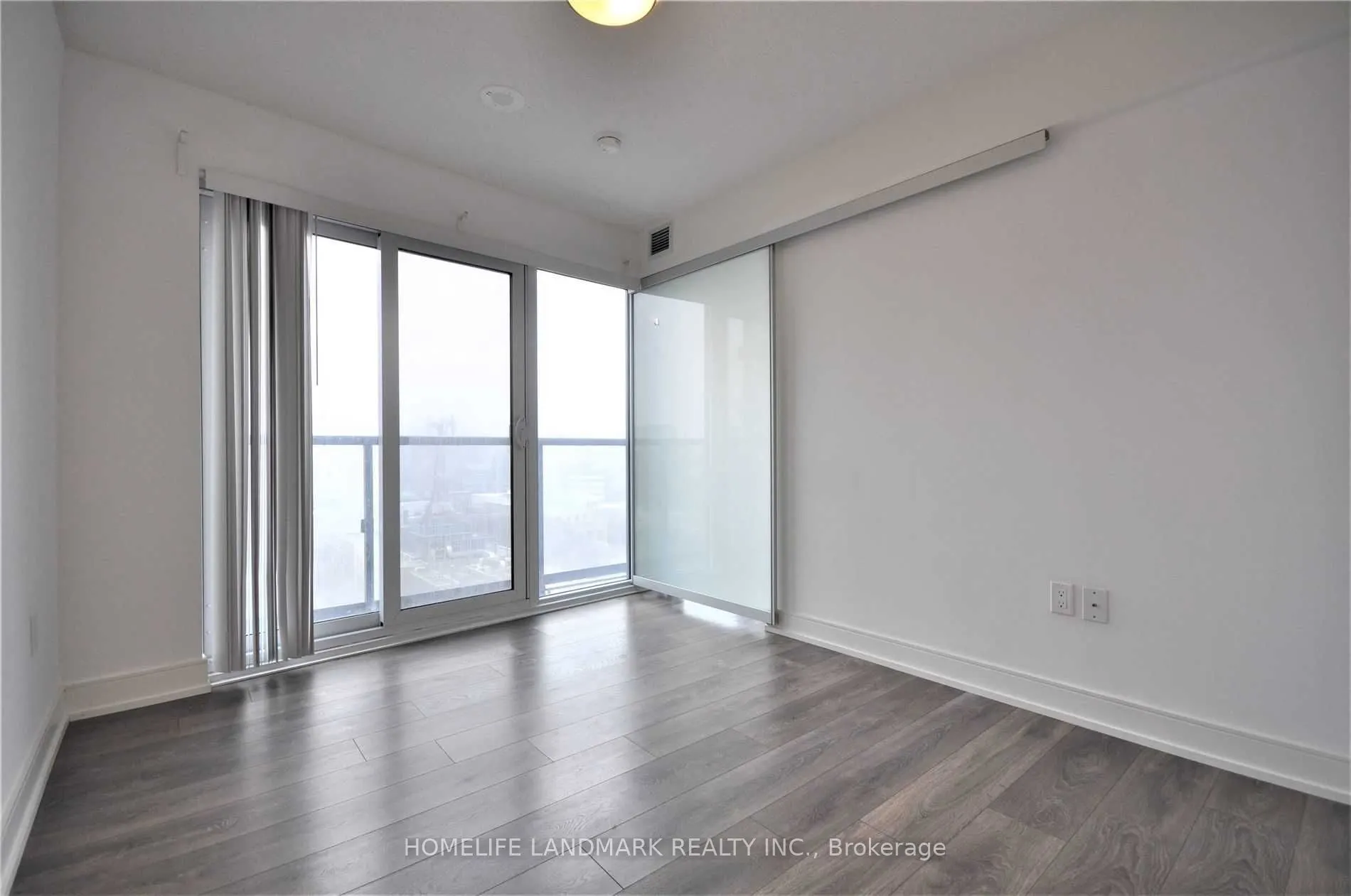 89 Mcgill Street, #1111