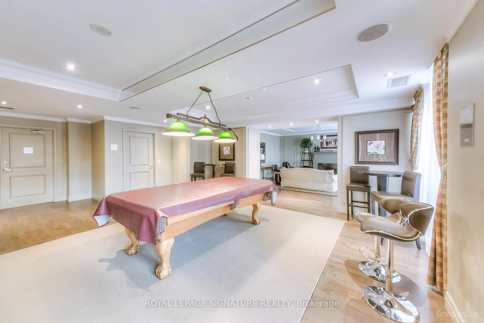 900 Mount Pleasant Road, #1208