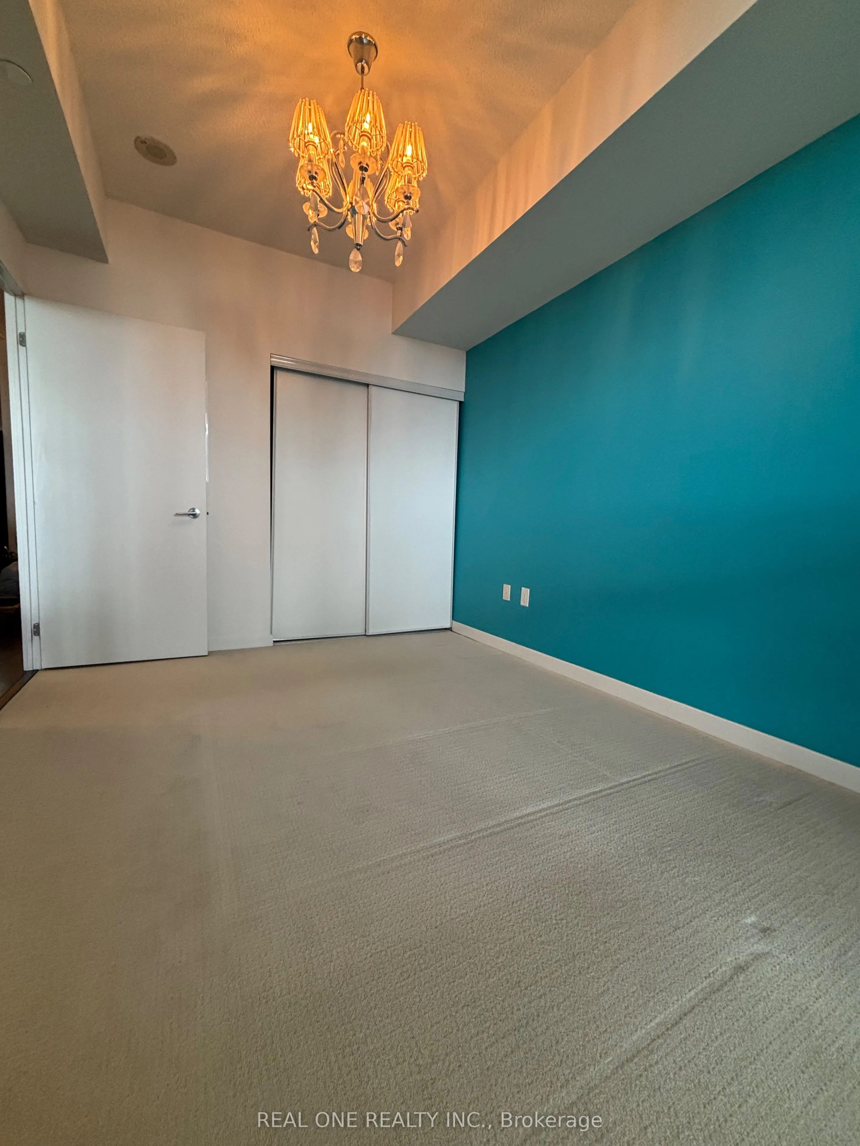 66 Forest Manor Road, #1310