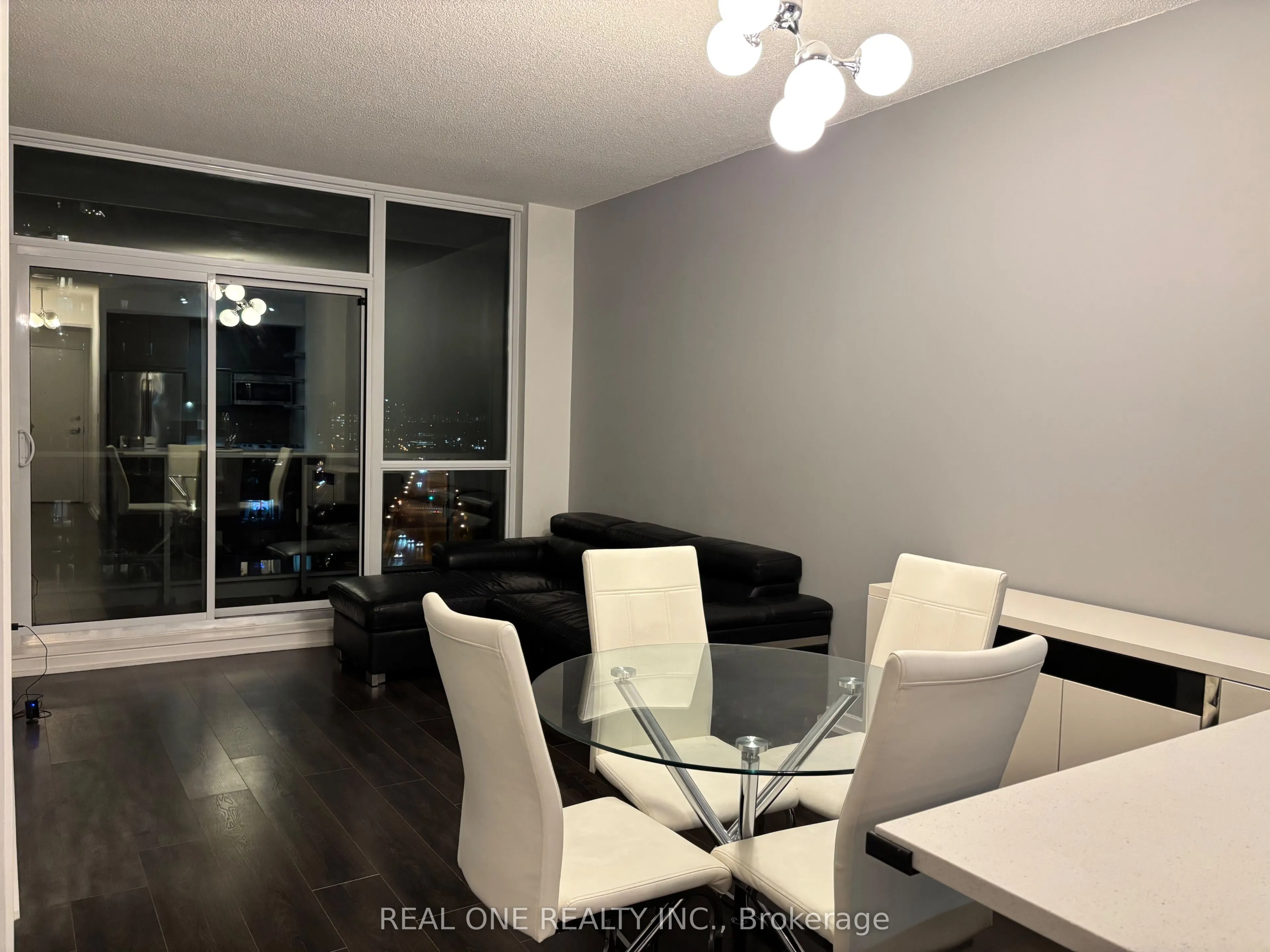 66 Forest Manor Road, #1310