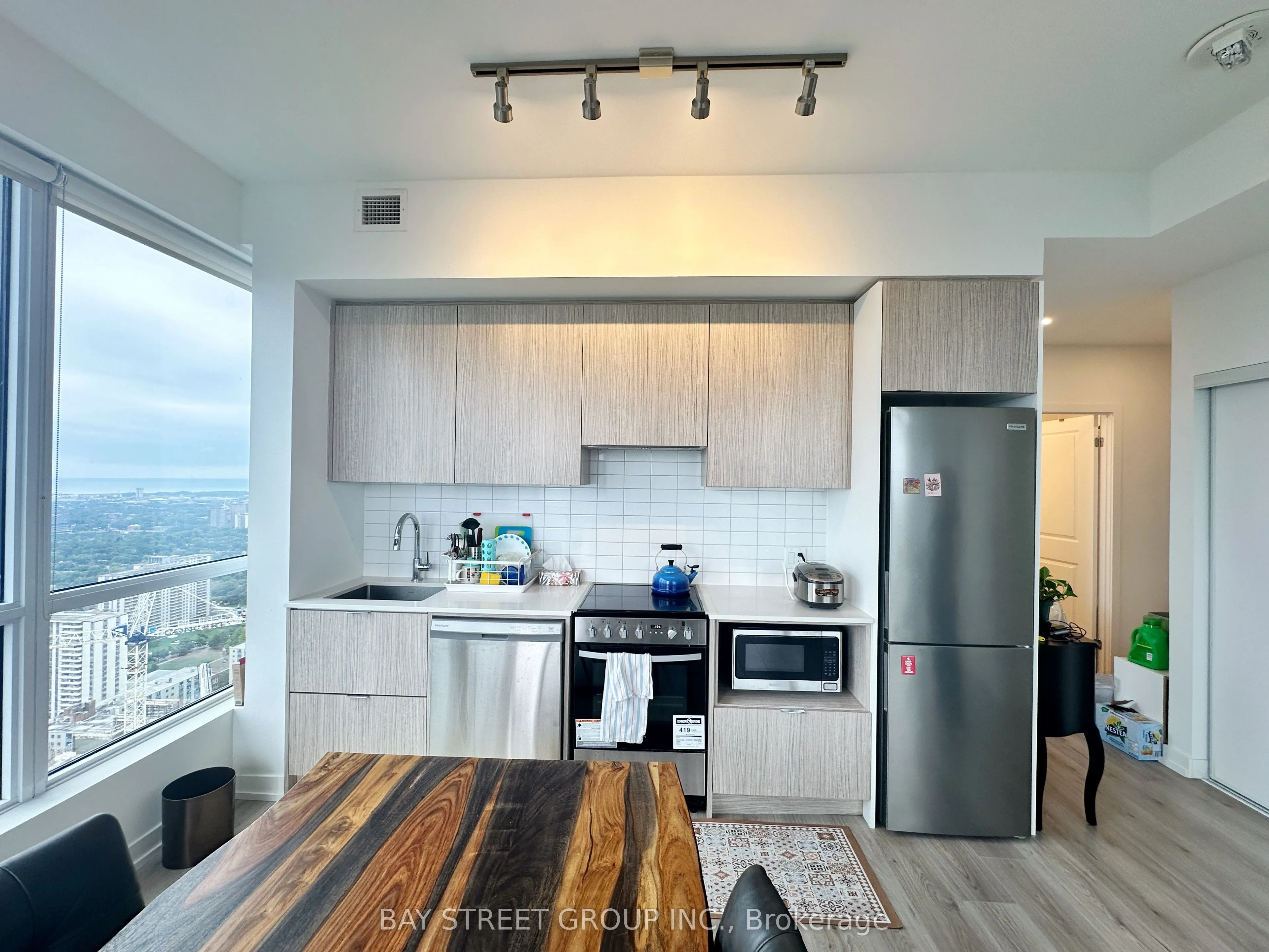 395 Bloor Street E, #4507