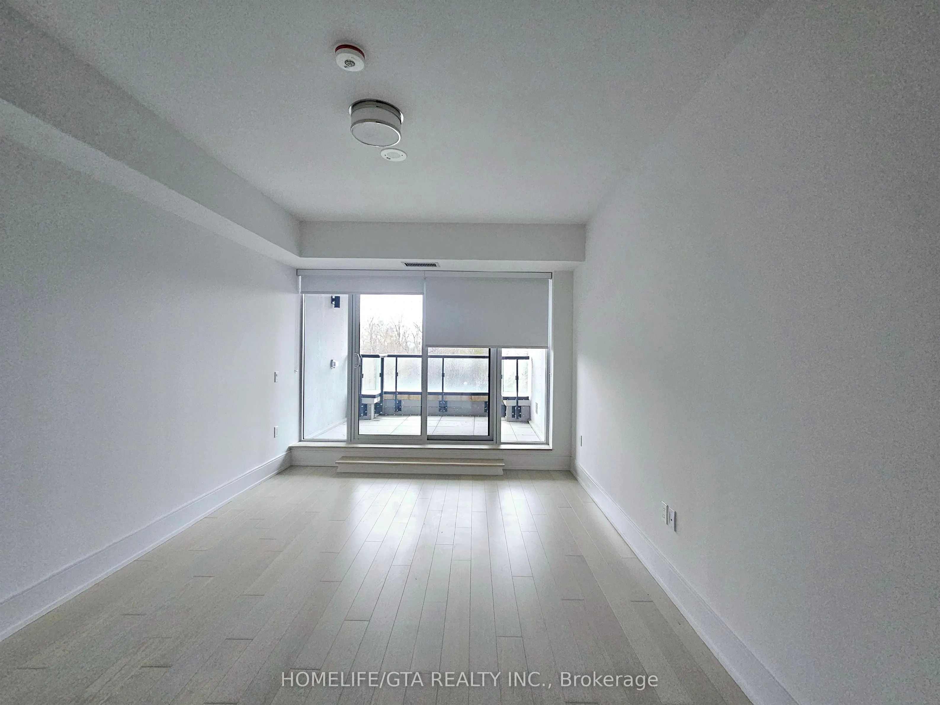 10 Inn on the Park Drive, #312