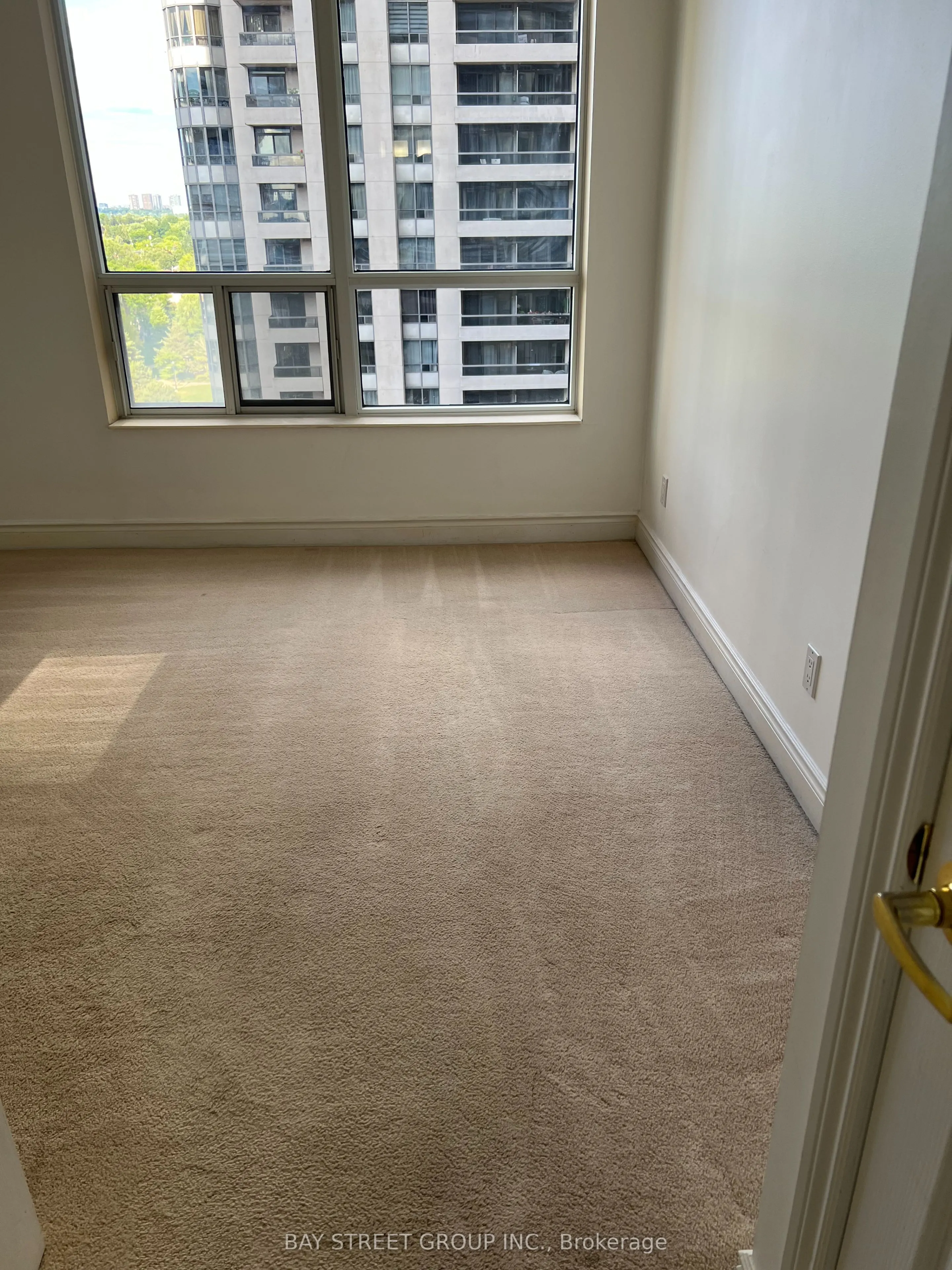 5 Northtown Way, #1107