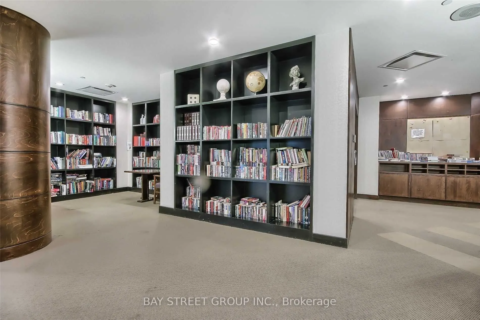 5 Northtown Way, #1107