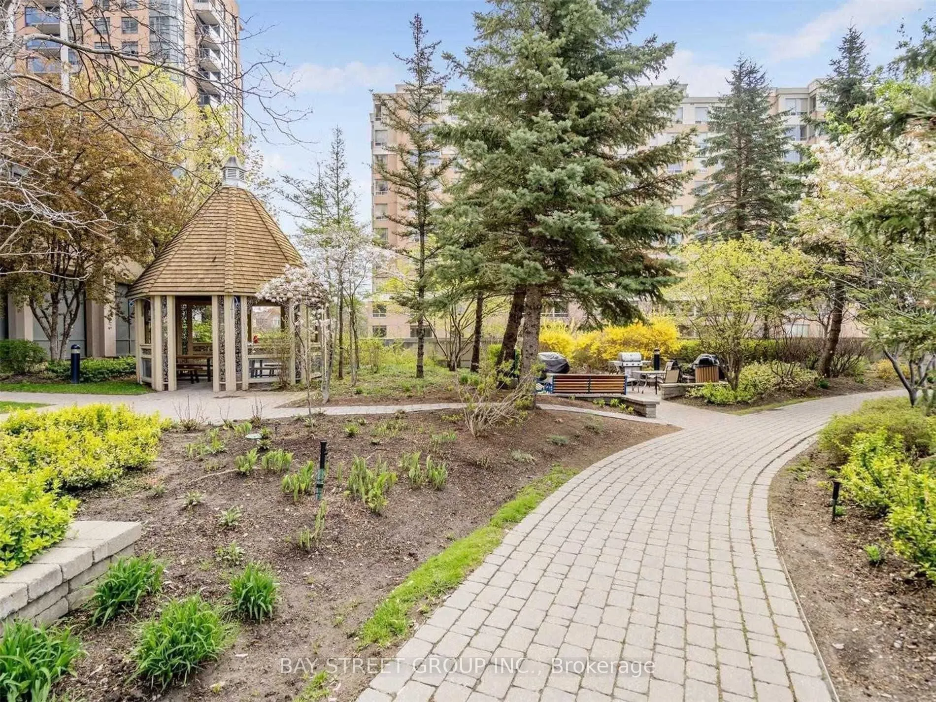 5 Northtown Way, #1107