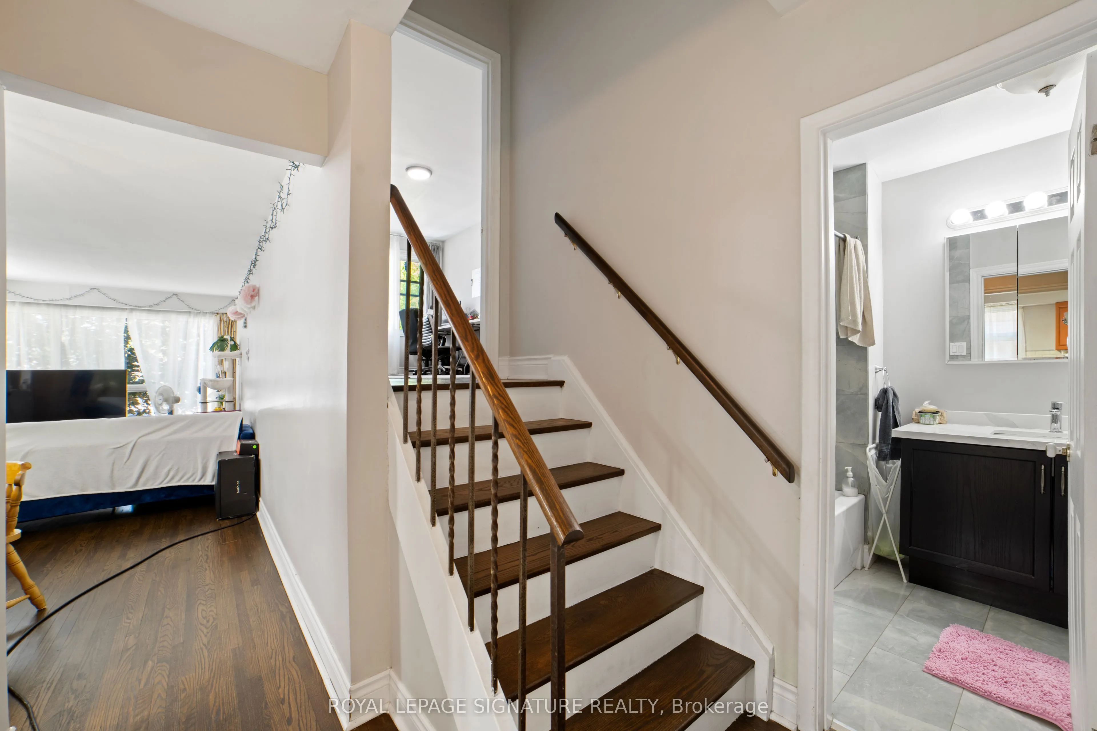 35 Baltray Crescent, #Upper