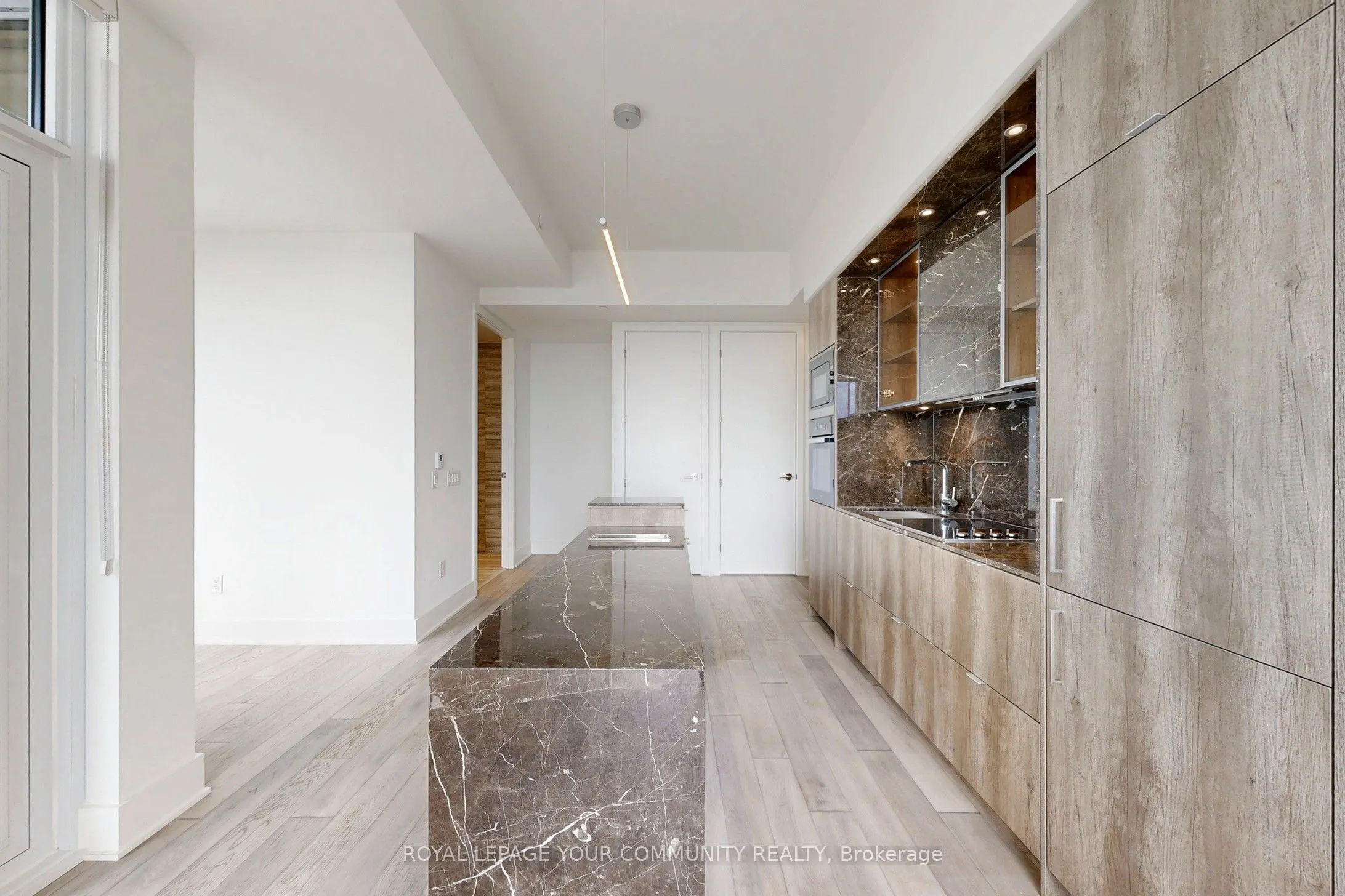 11 Yorkville Avenue, #6302