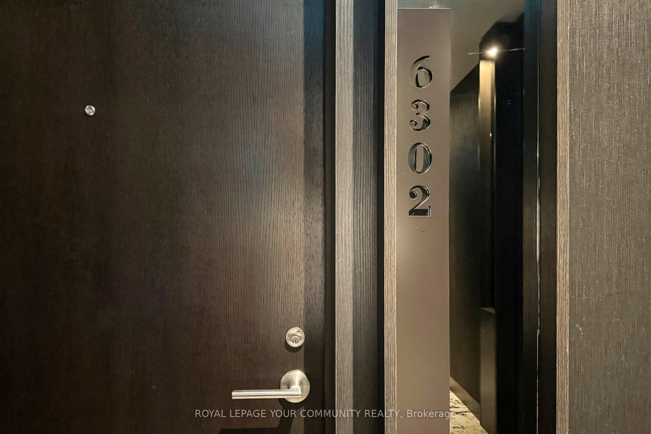 11 Yorkville Avenue, #6302
