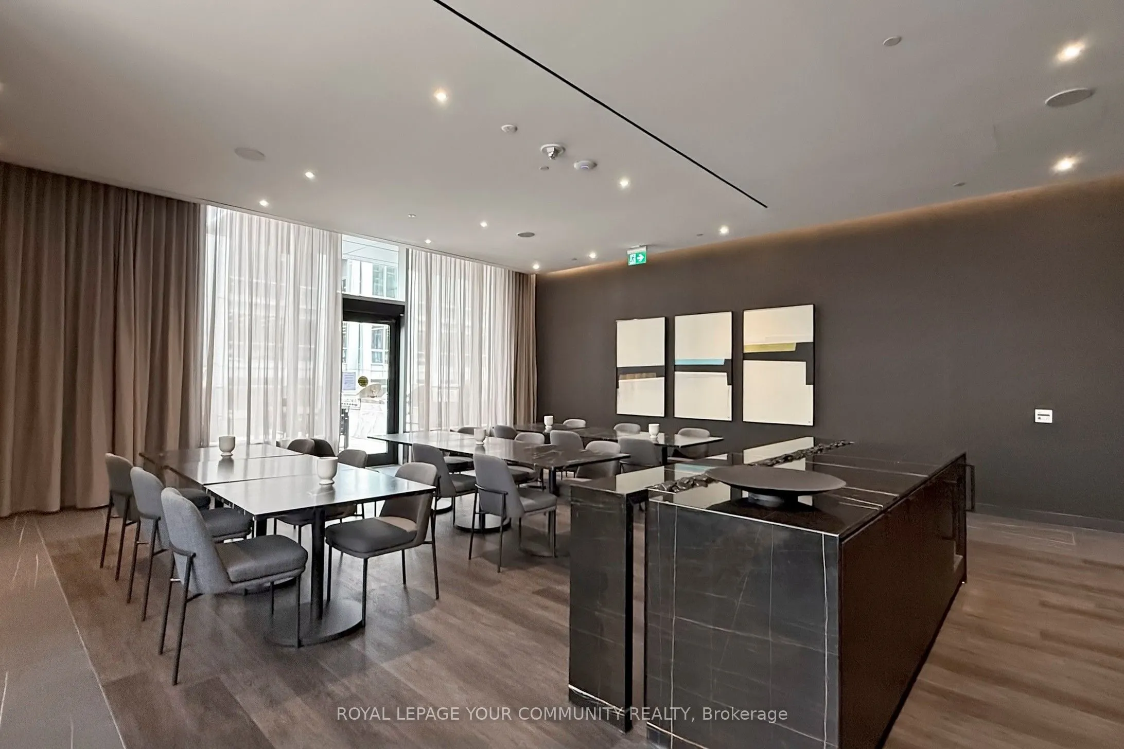 11 Yorkville Avenue, #6302