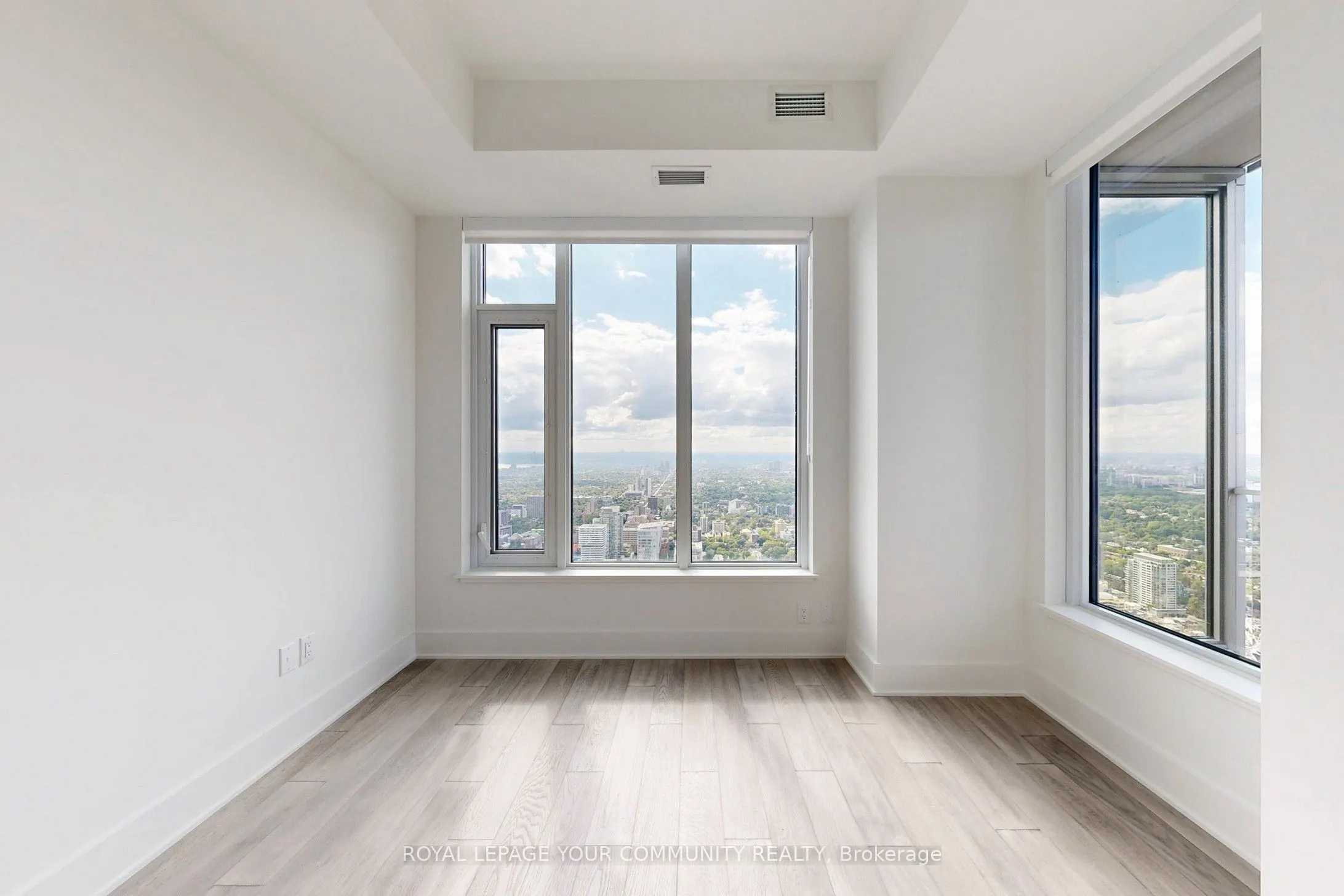 11 Yorkville Avenue, #6302