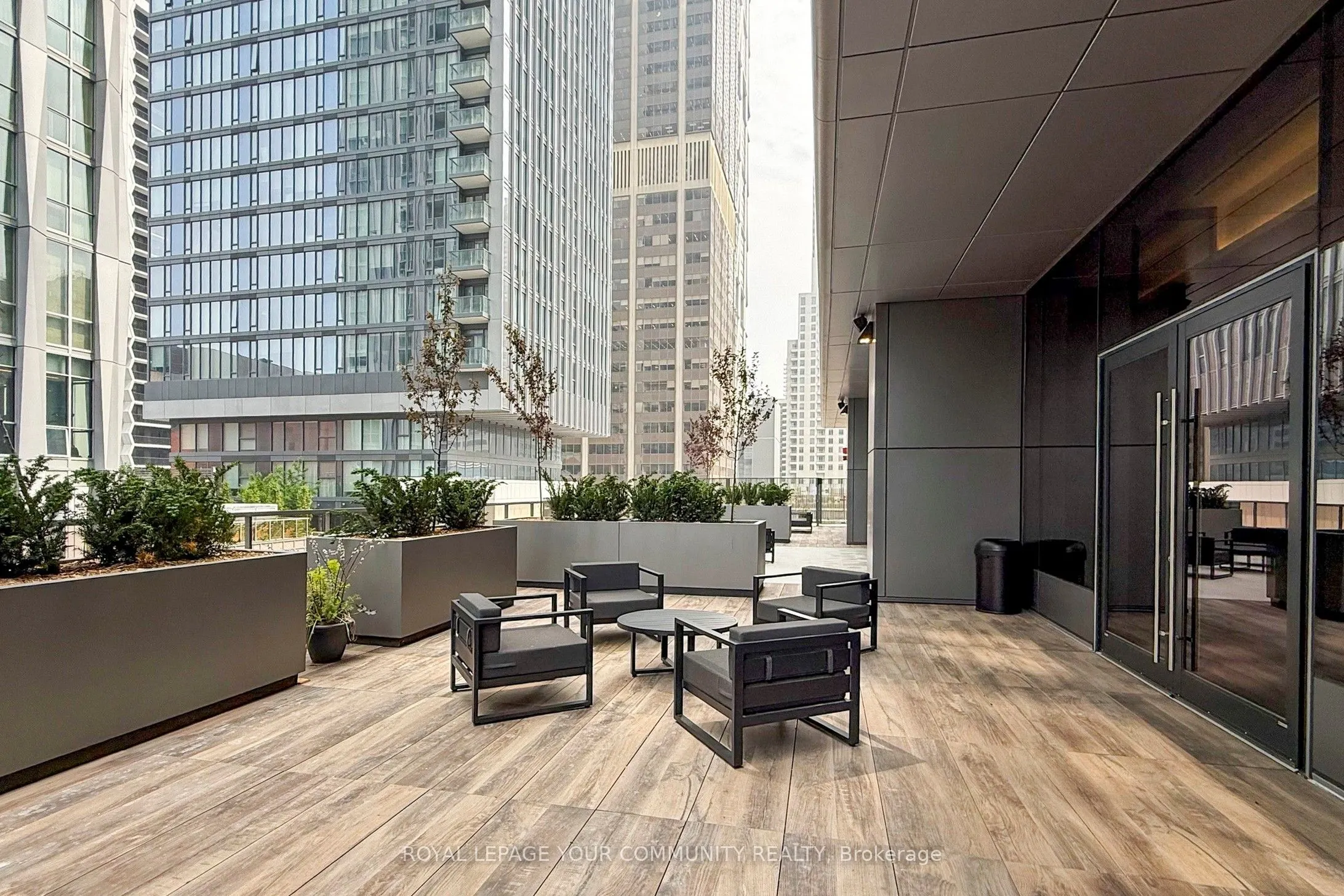 11 Yorkville Avenue, #6302