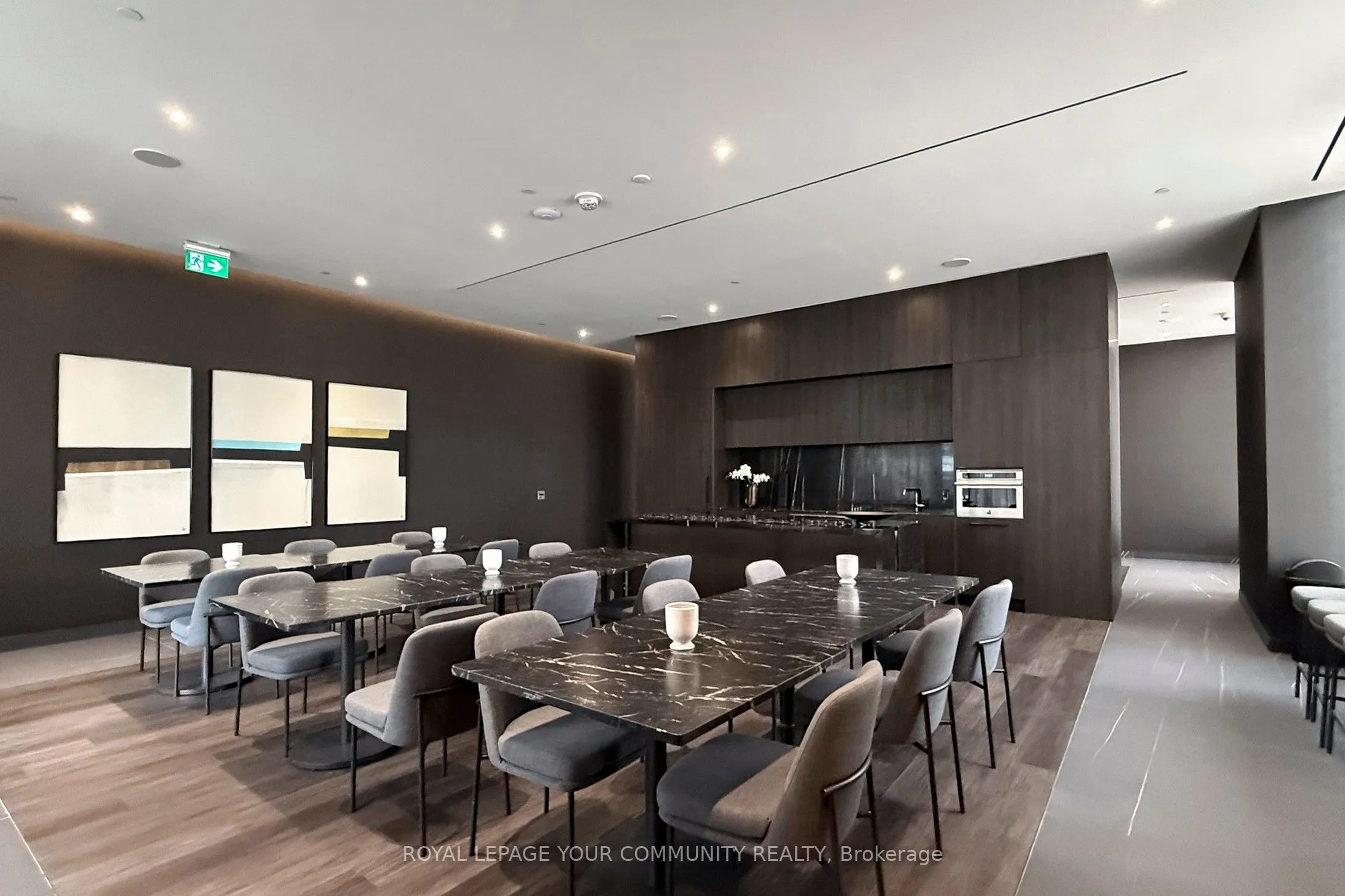11 Yorkville Avenue, #6302