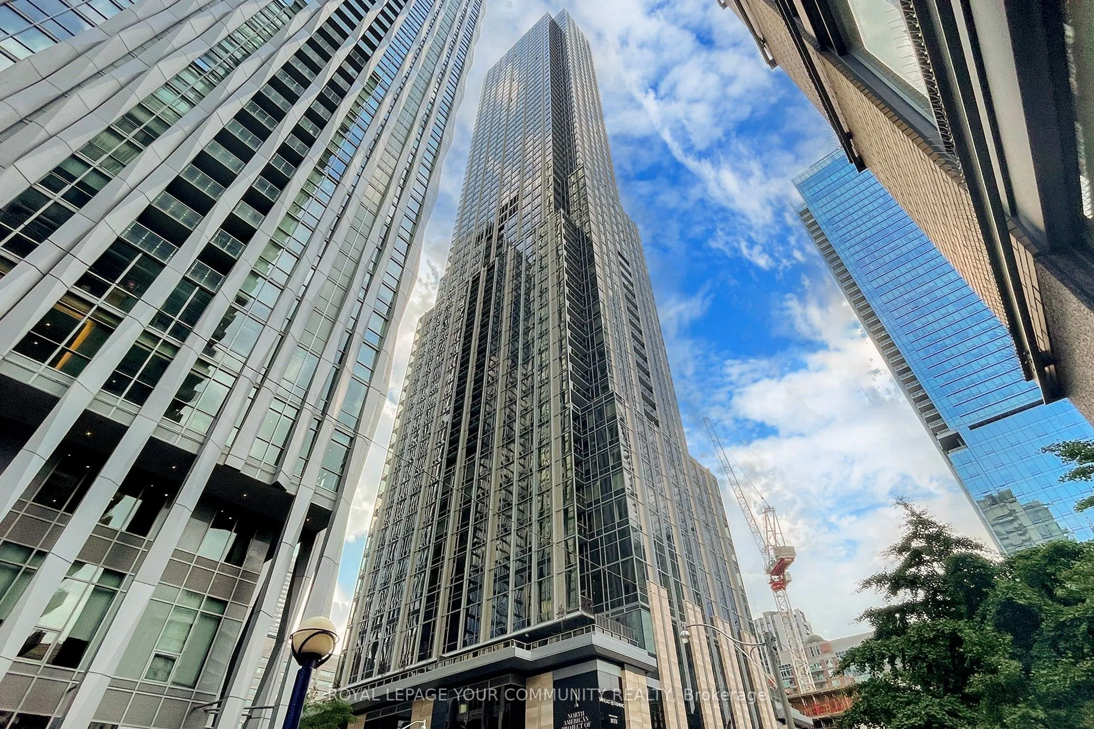 11 Yorkville Avenue, #6302