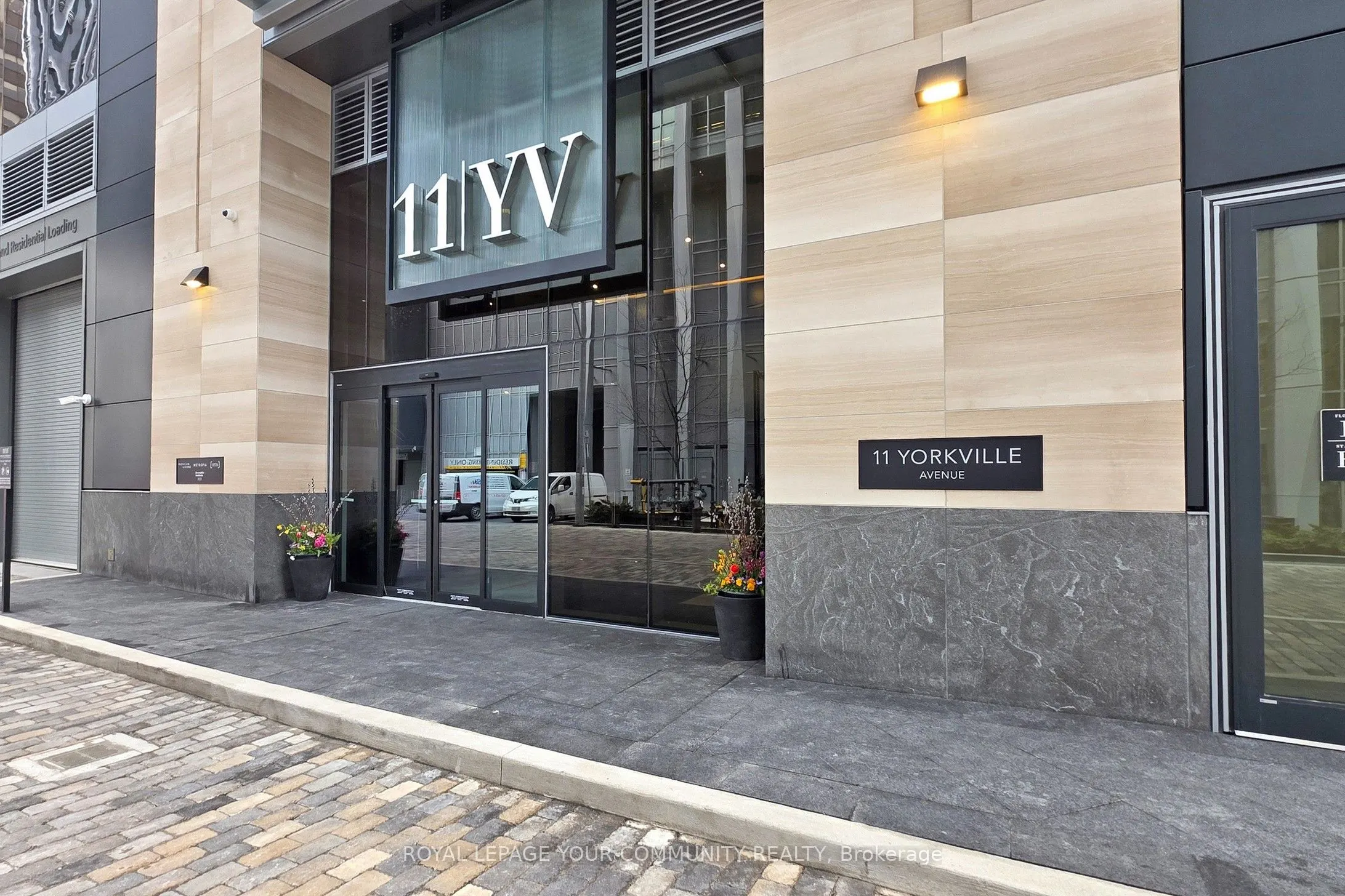 11 Yorkville Avenue, #6302