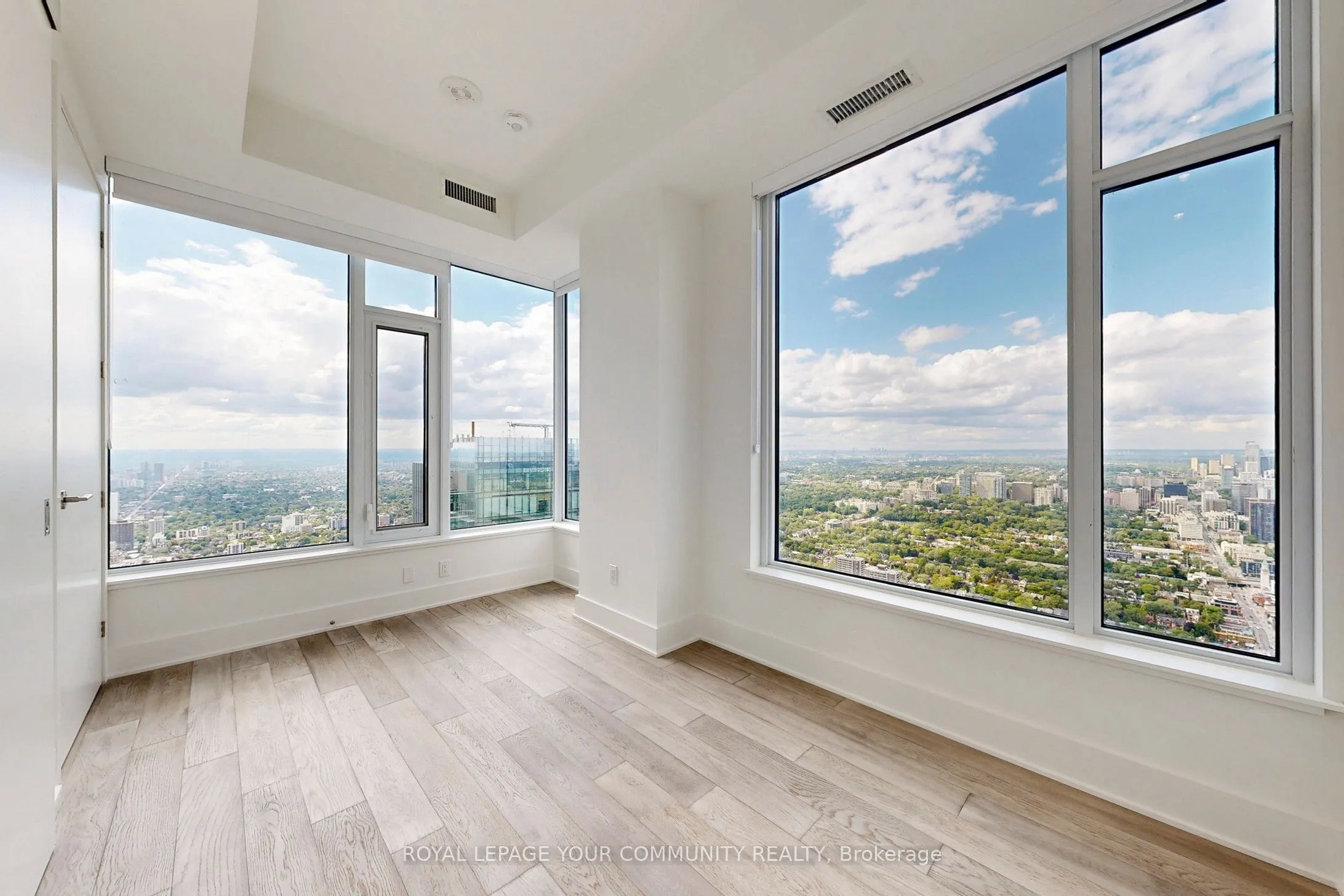 11 Yorkville Avenue, #6302