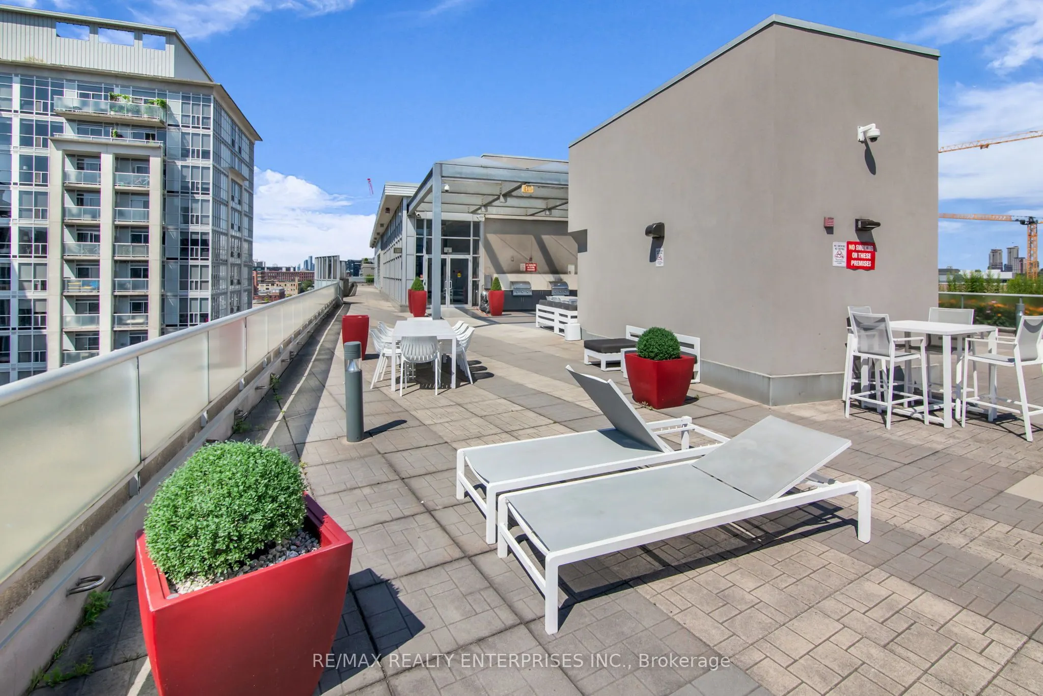1005 King Street W, #913