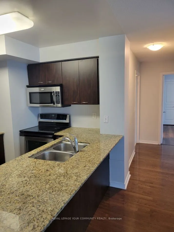 503 Beecroft Road, #301
