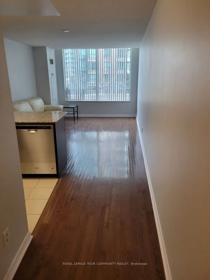 503 Beecroft Road, #301
