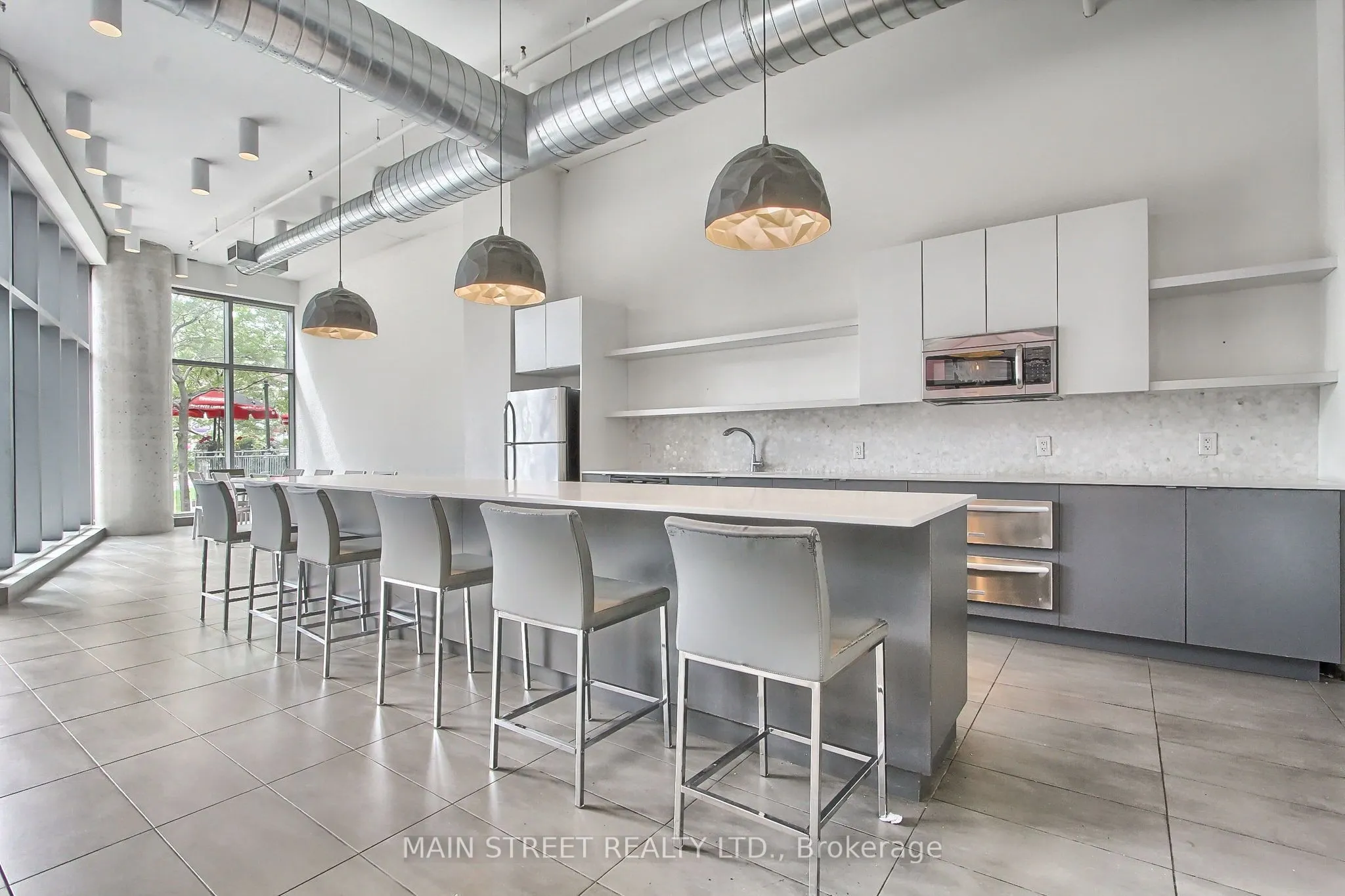 150 East Liberty Street, #1213