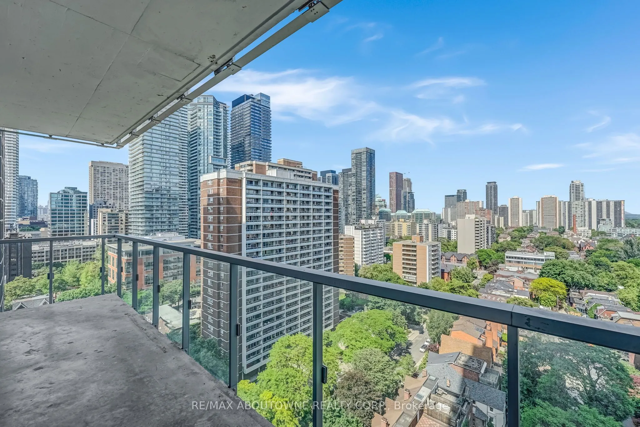 3 Gloucester Street, #1802