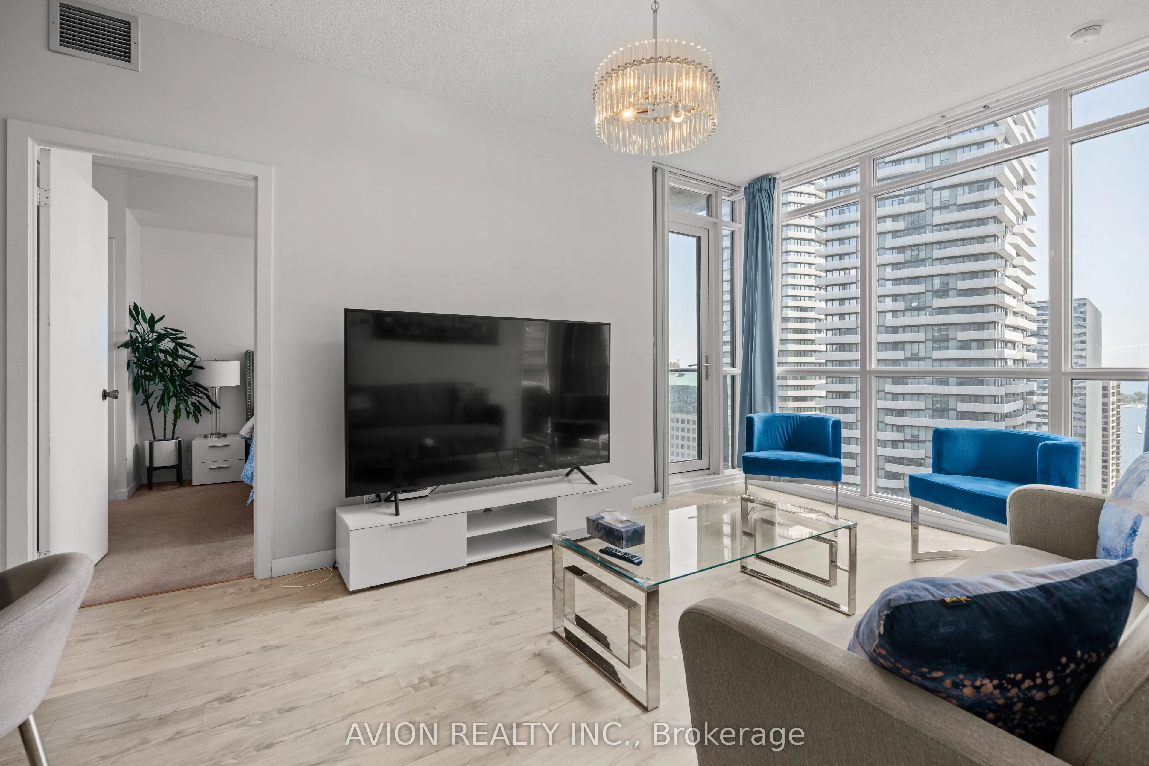 65 Bremner Boulevard, #3501