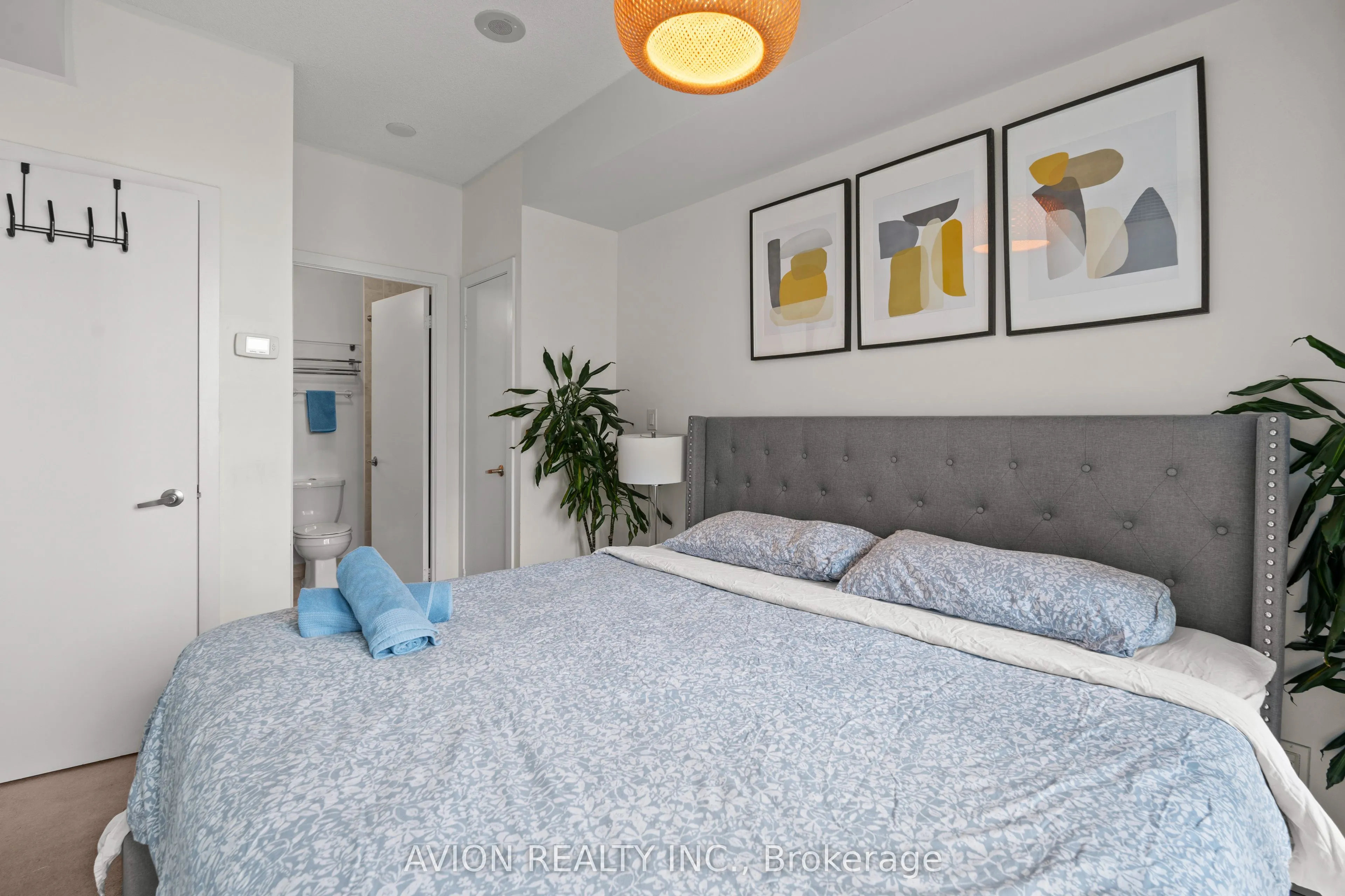 65 Bremner Boulevard, #3501