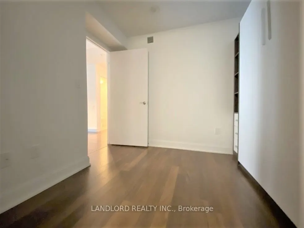 2191 Yonge Street, #1701