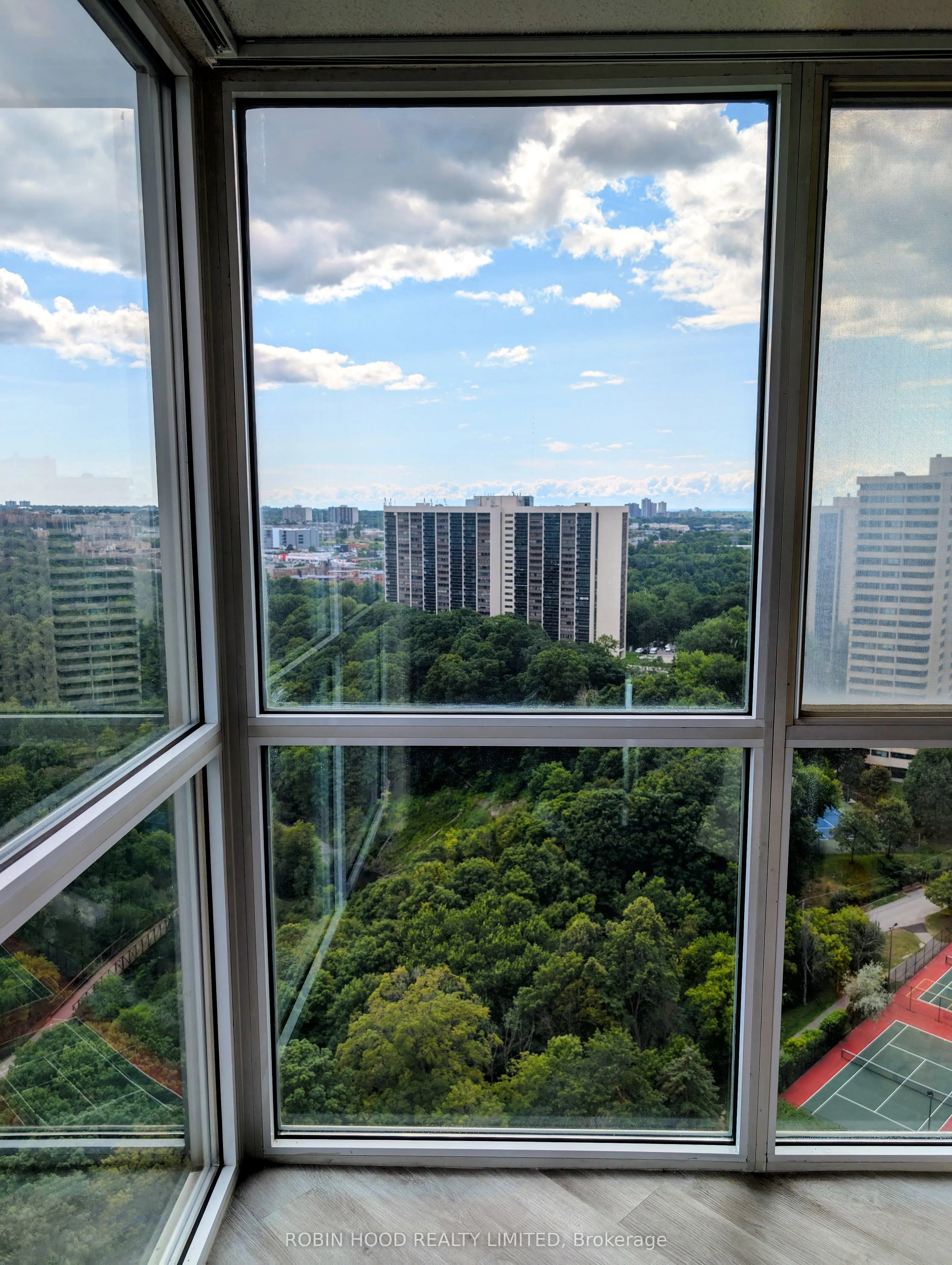 7 Concorde Place, #2203