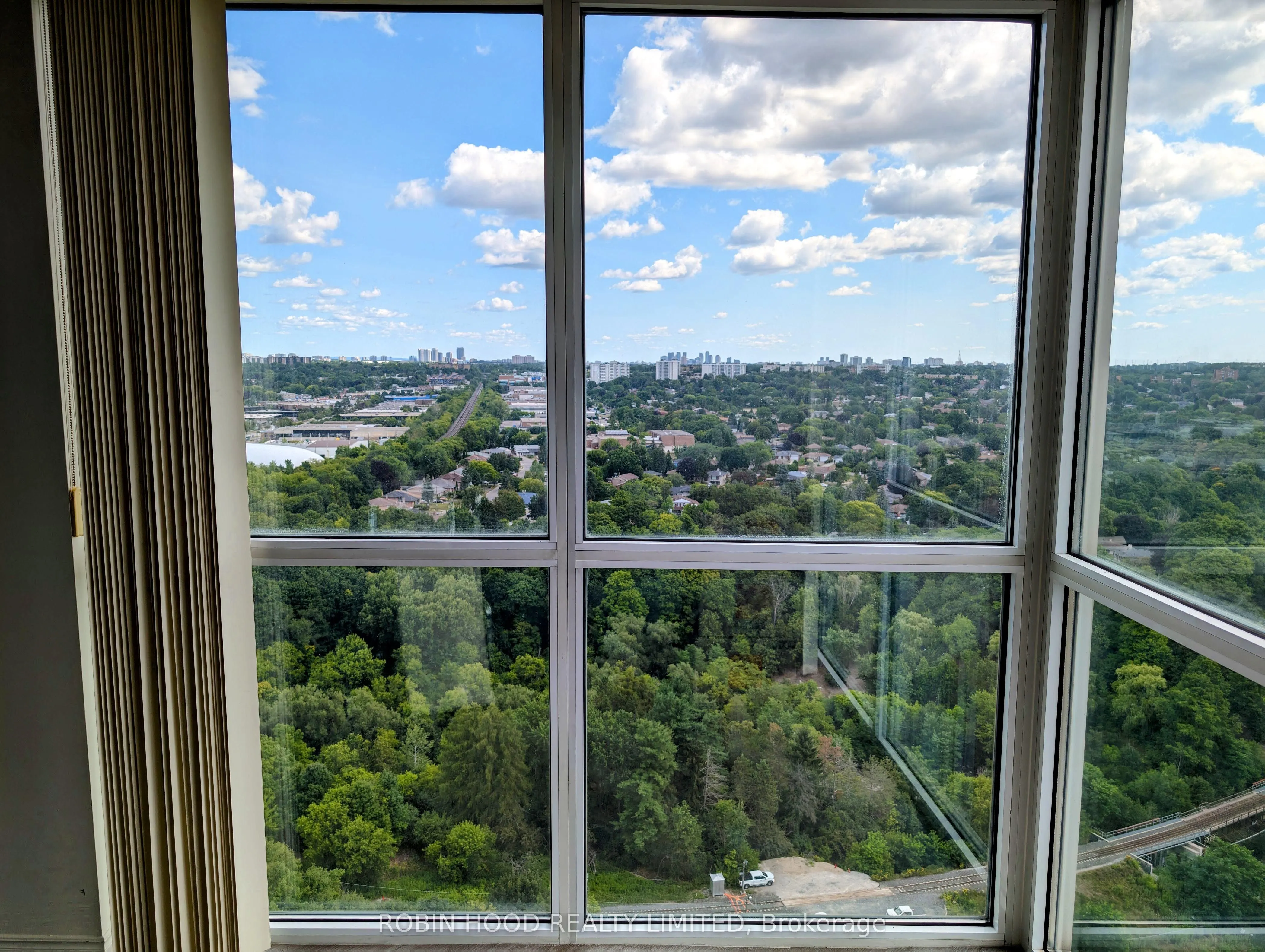 7 Concorde Place, #2203