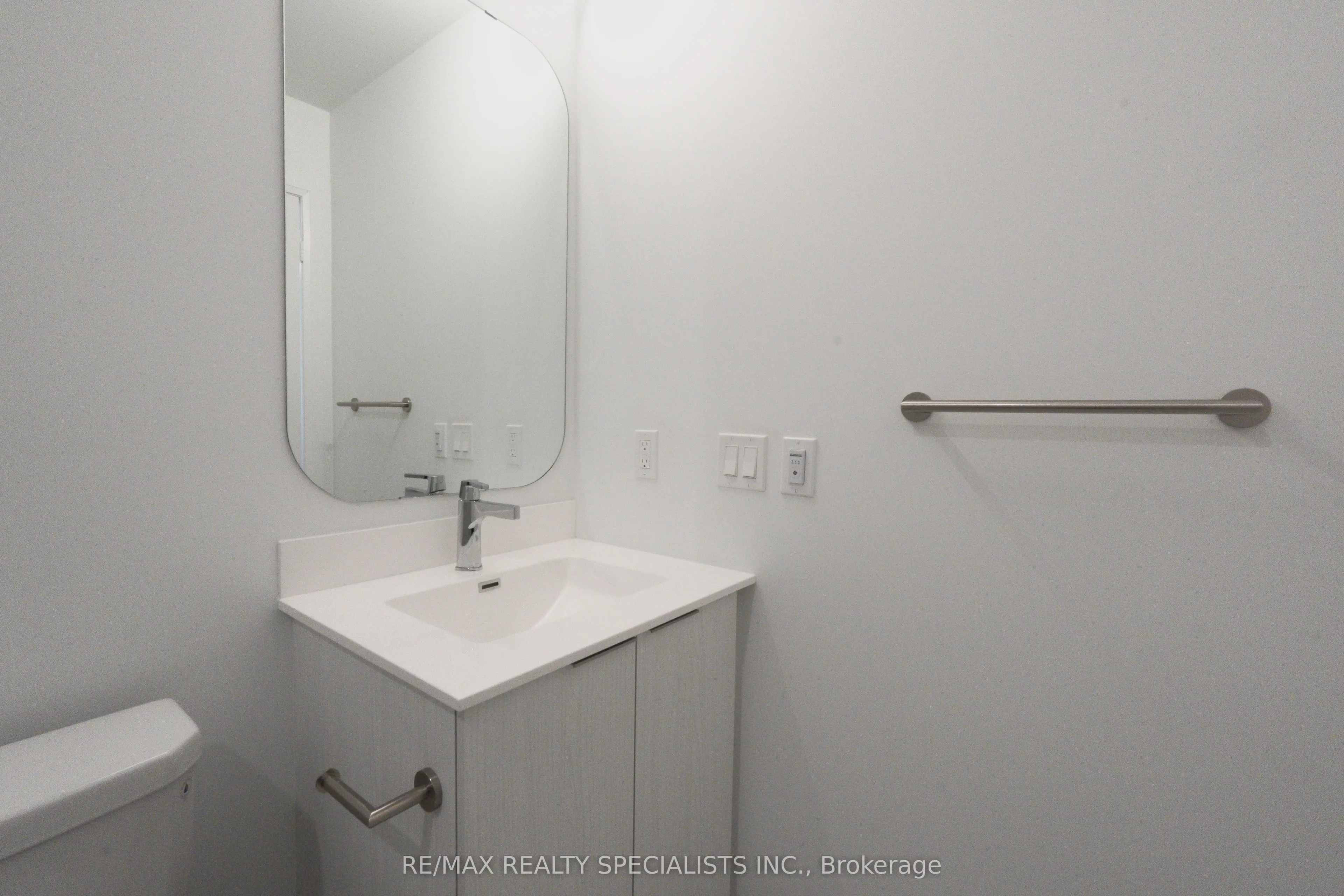 15 Richardson Street, #1019
