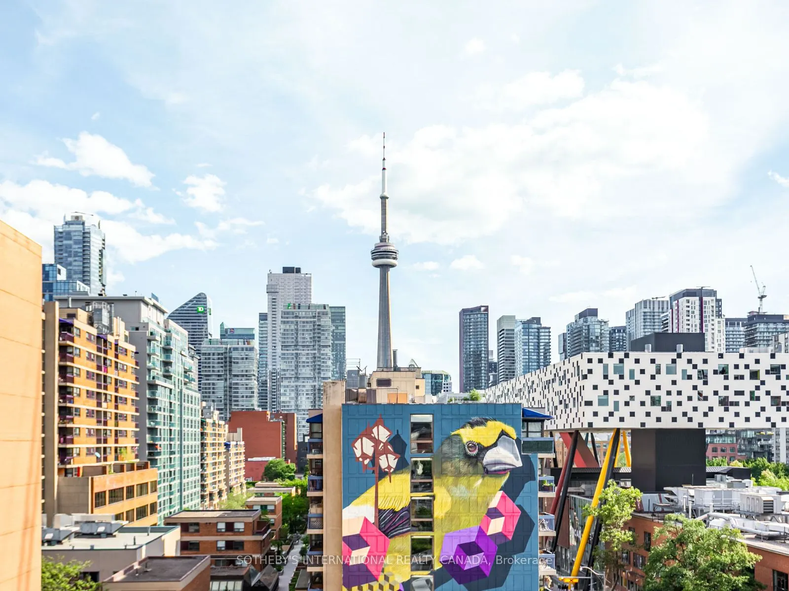 292 Dundas Street W, #610