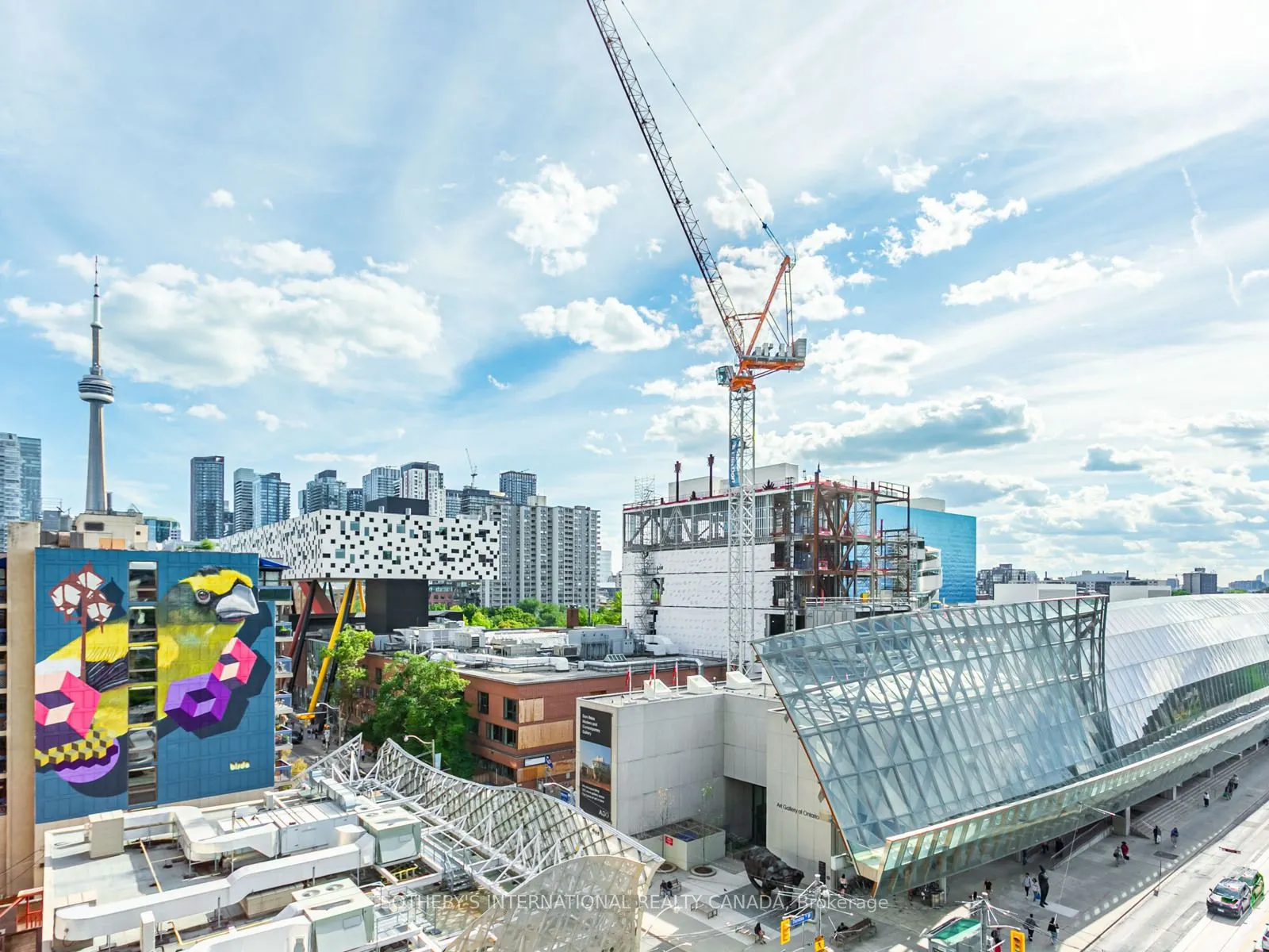 292 Dundas Street W, #610