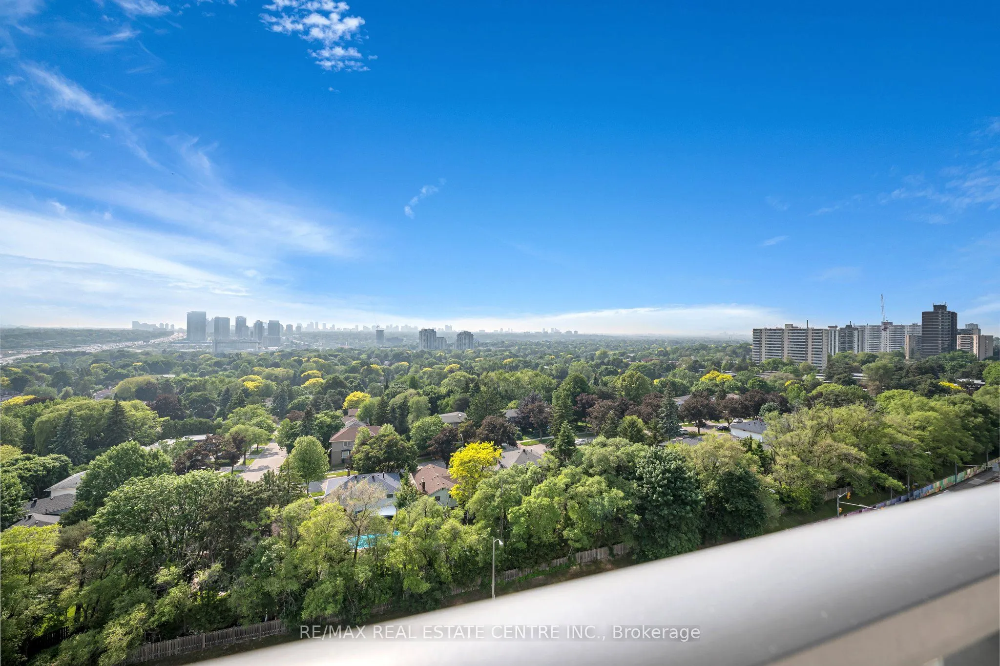 36 Forest Manor Road, #805