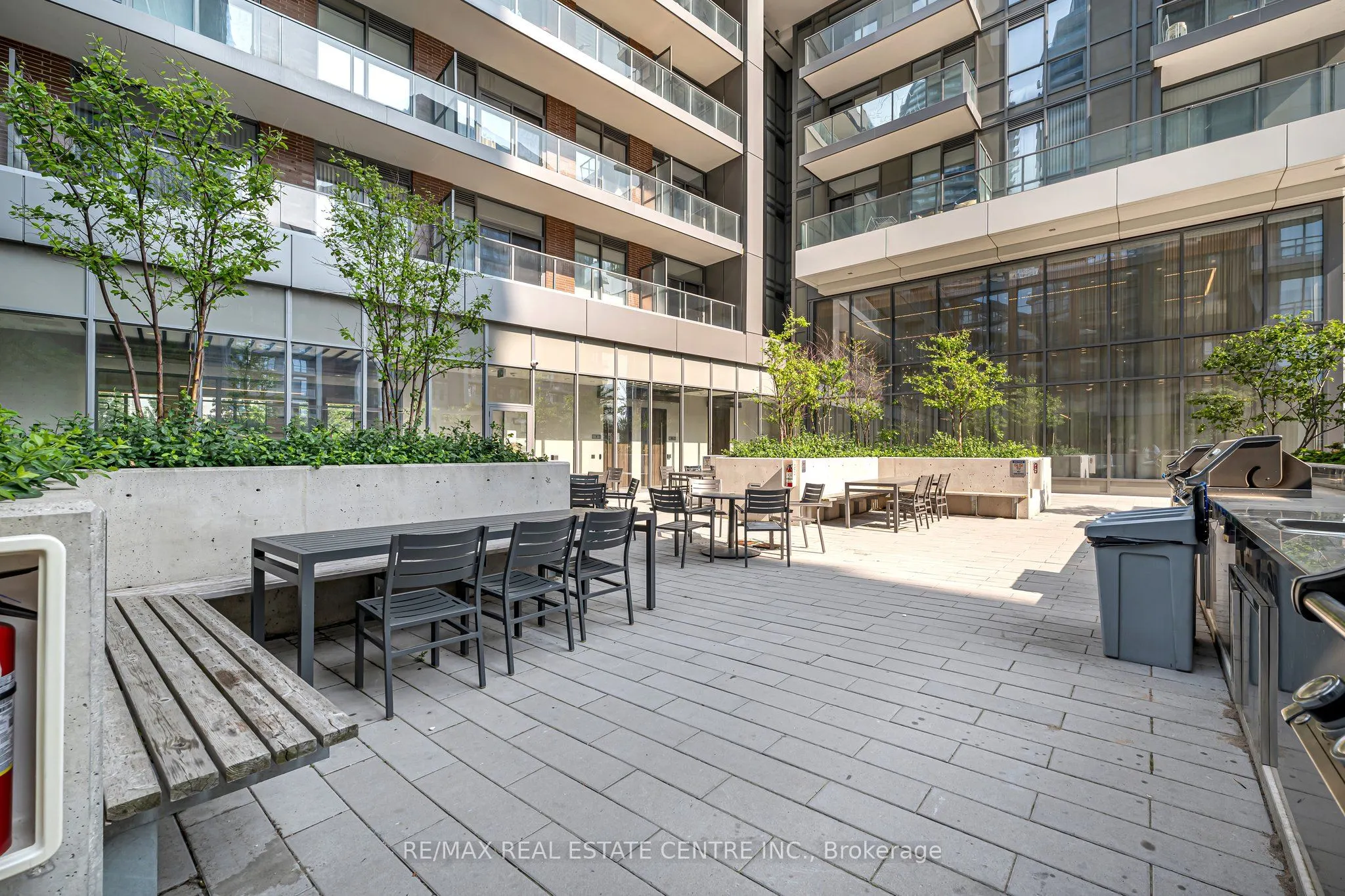 36 Forest Manor Road, #805