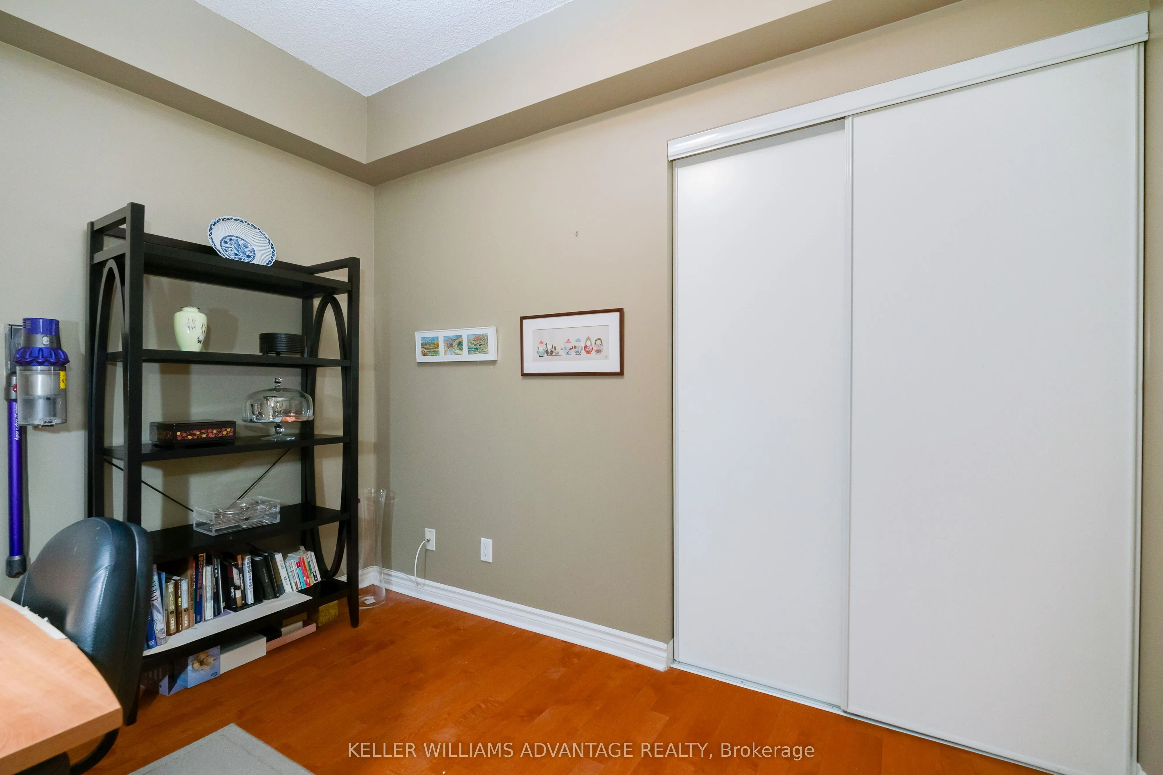 28 William Carson Crescent