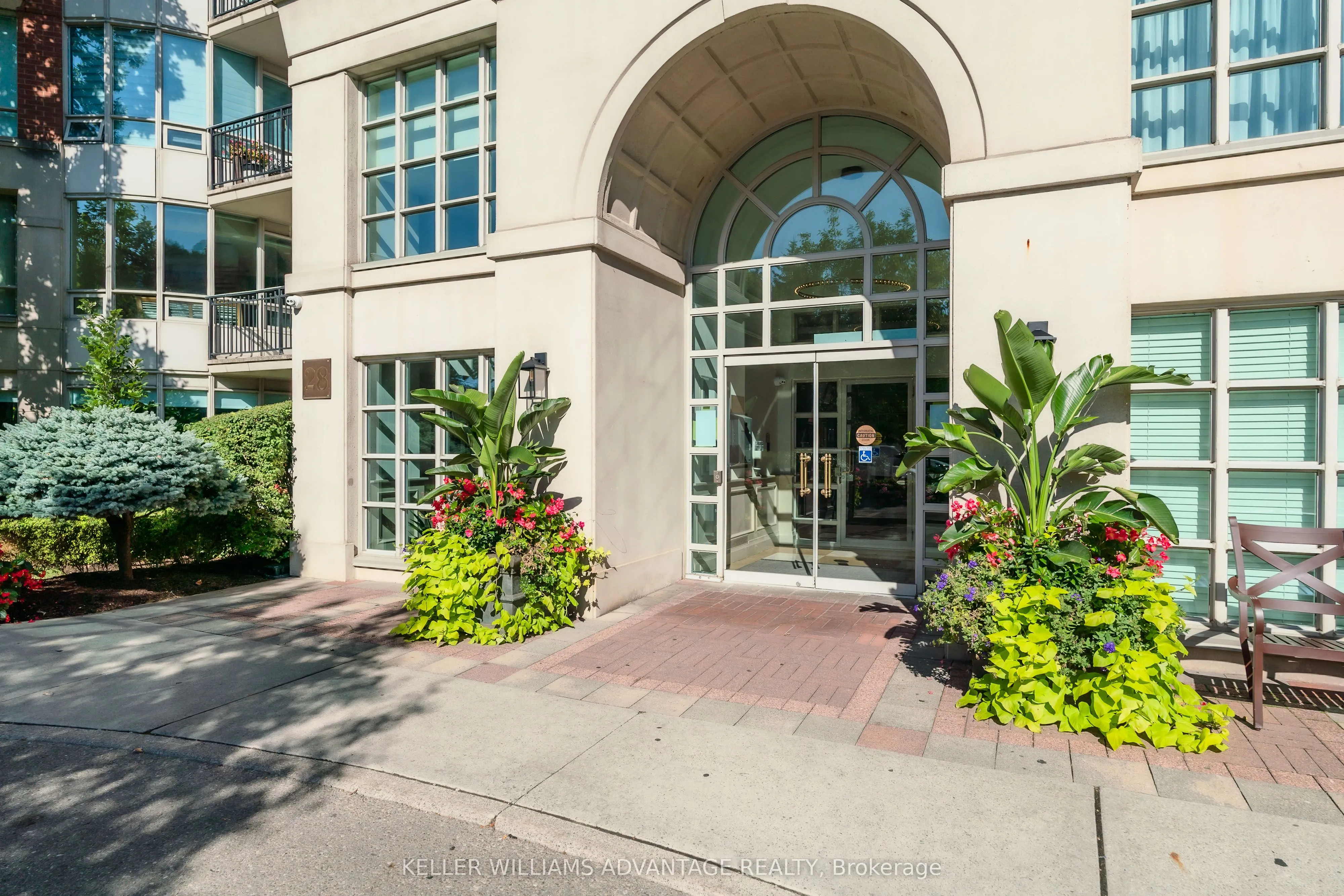 28 William Carson Crescent